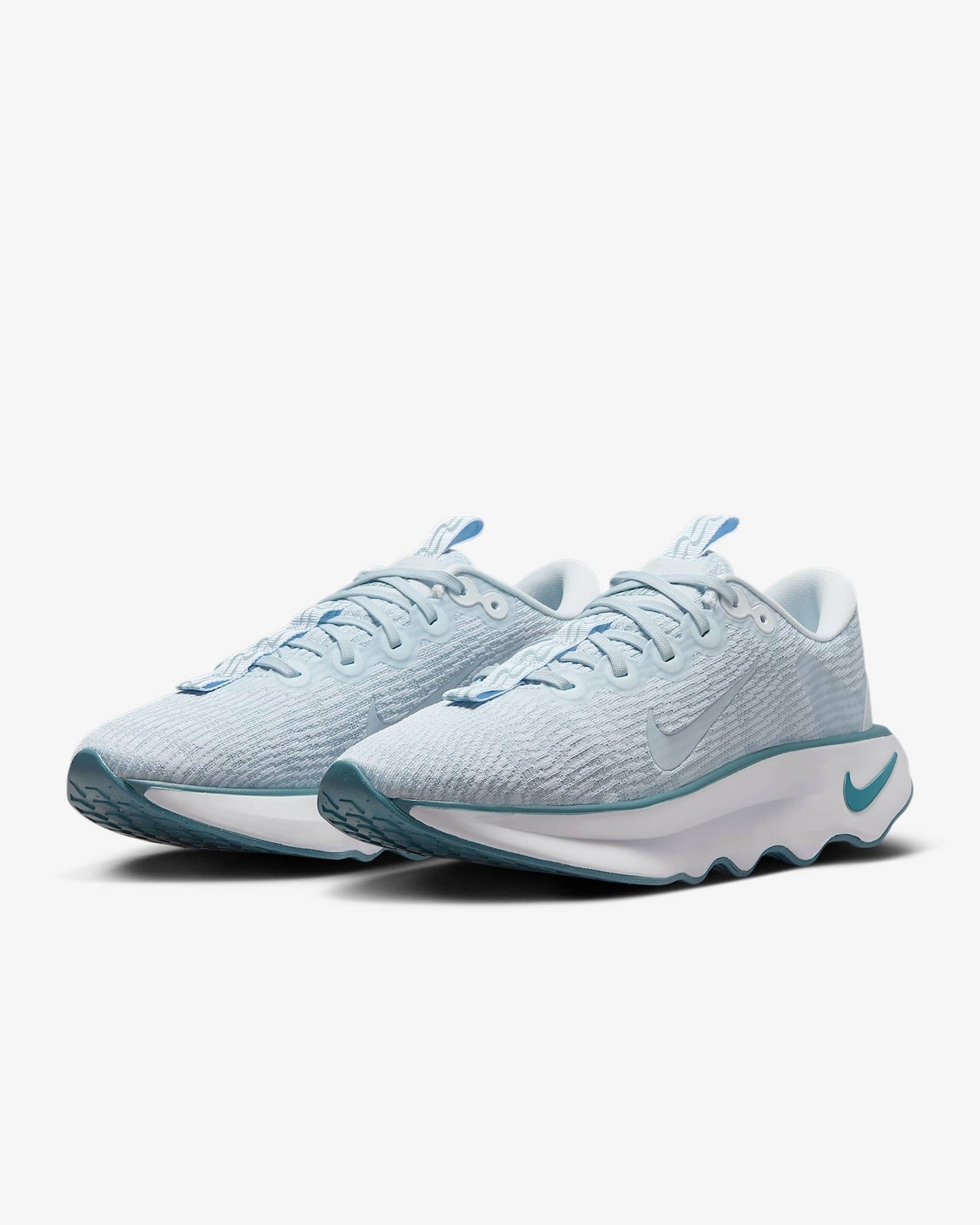 DV1238-400 Nike Women's Motiva Blue Tint Light Armory Blue Smokey Blue (Women's)
