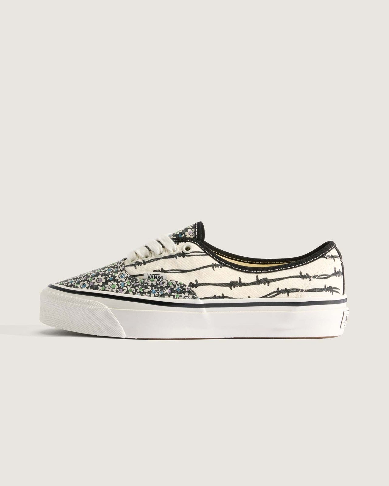 VN000D9NF0B Vans Premium Authentic Daisy Wire (Men's)
