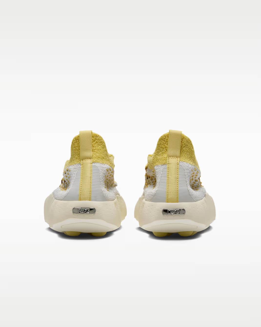 IR2176-003 Nike Mind 002 Flyknit "Light Bone/Saturn Gold" (Men's)