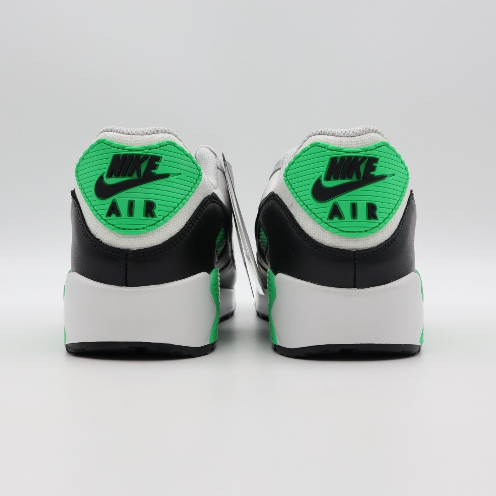HF1045-121 Nike Air Max 90 GORE-TEX Summit White Photo Dust Black Cool (Men's)
