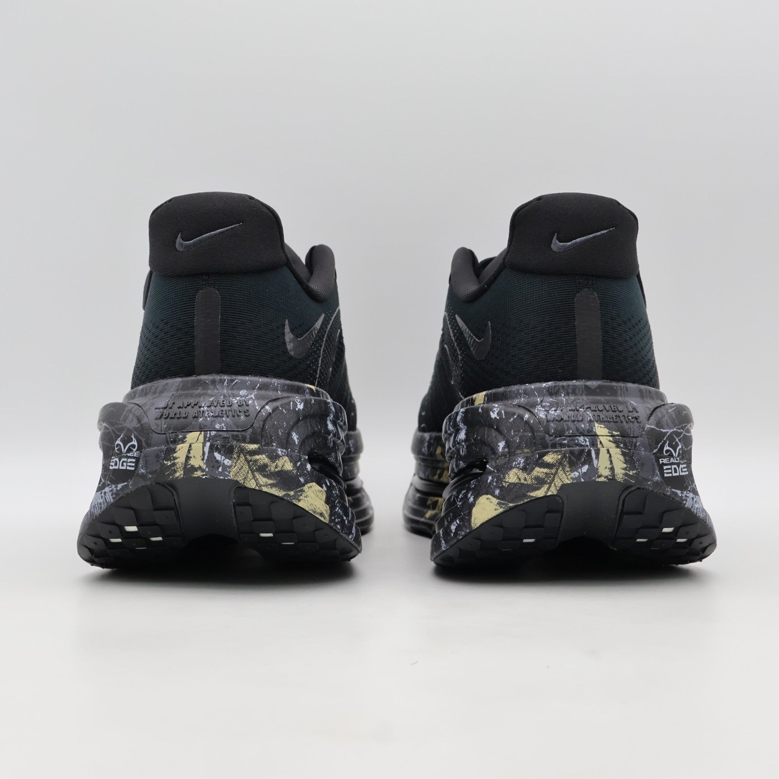 IO7325-001 Nike Vomero Premium Realtree (Men's)