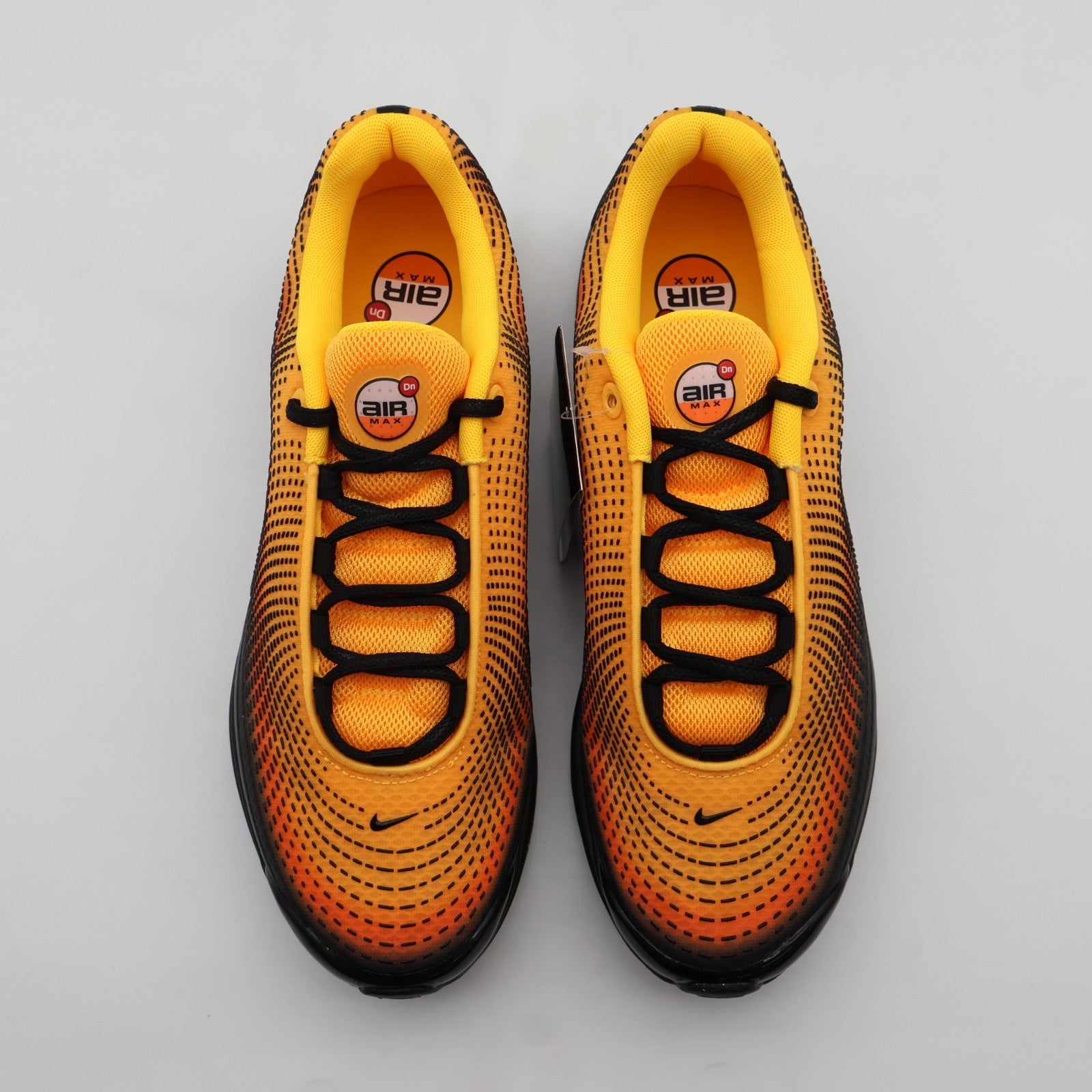 HM0810-800 Nike Air Max DN SE Laser Orange Black Total Orange Comet Red (Men's)