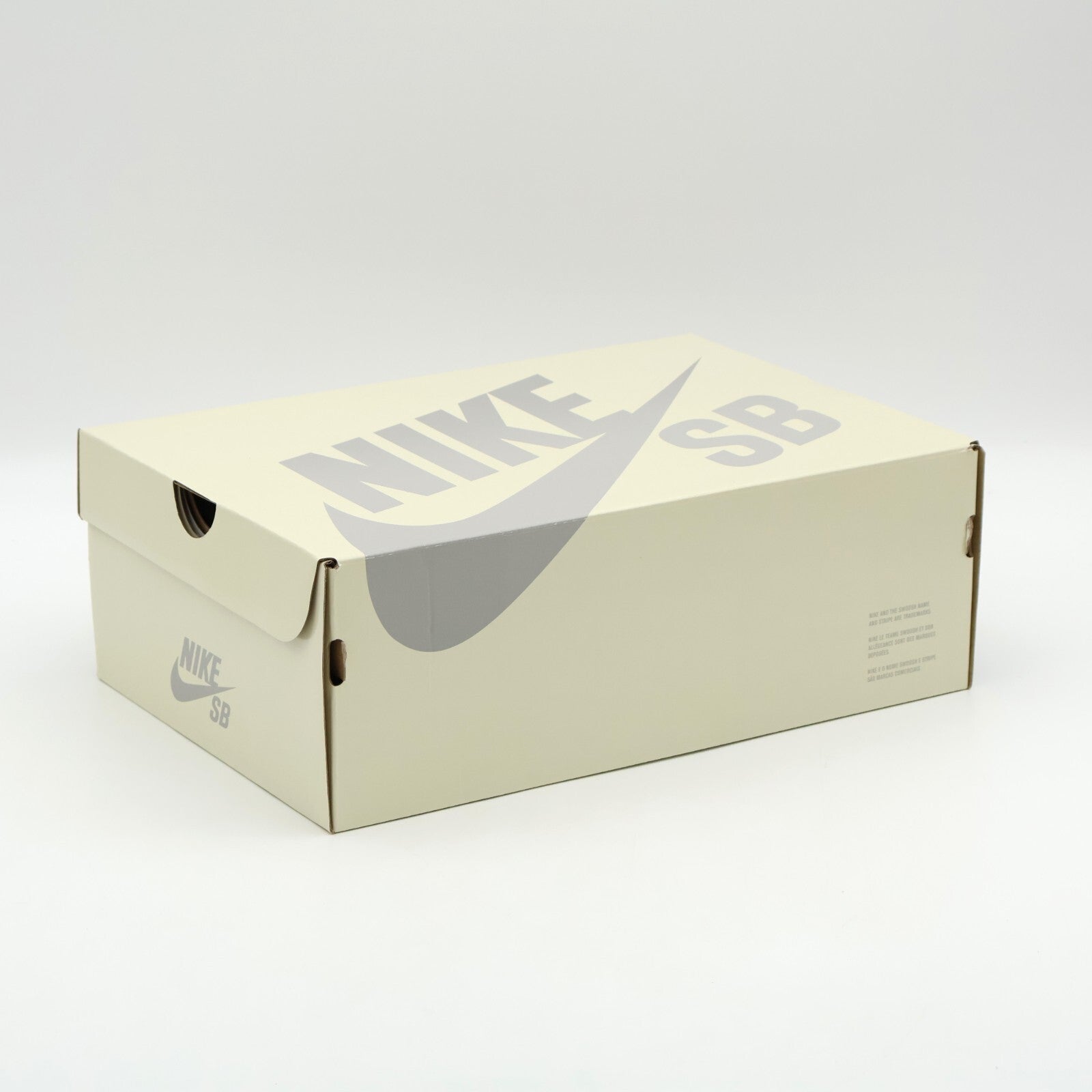 FD2562-400 APRIL SKATEBOARDS Nike SB Dunk Low Pro QS Turbo Green Silver (Men's)