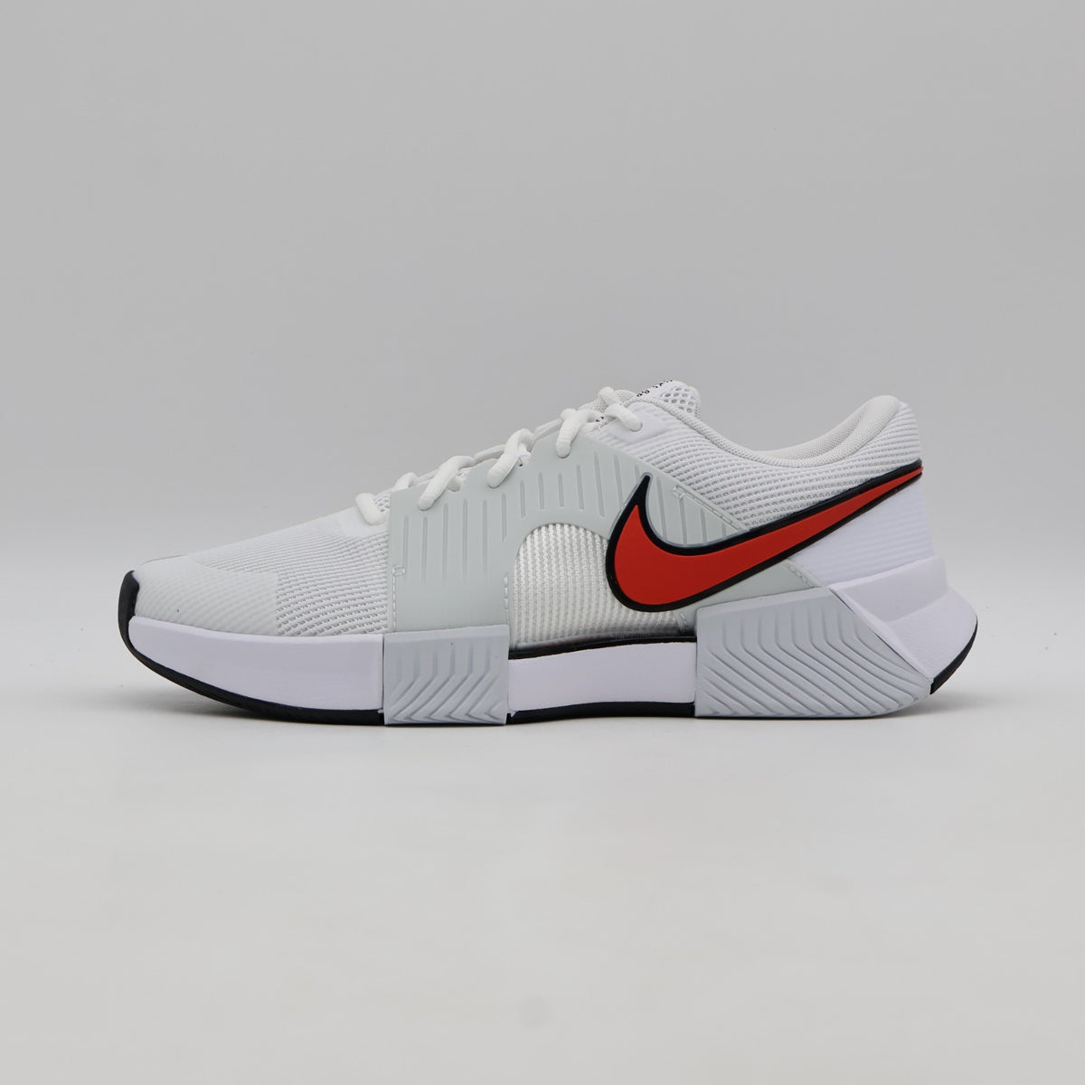 IQ5180-109 Nike GP Challenge 1.5 Hard Court Tennis Shoes White (Men's)