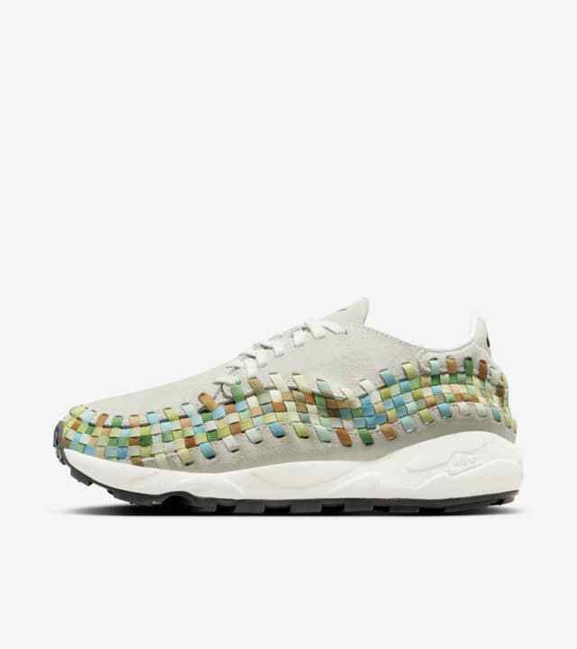 FB1959-101 Nike Air Footscape Woven Summit White (Women's)