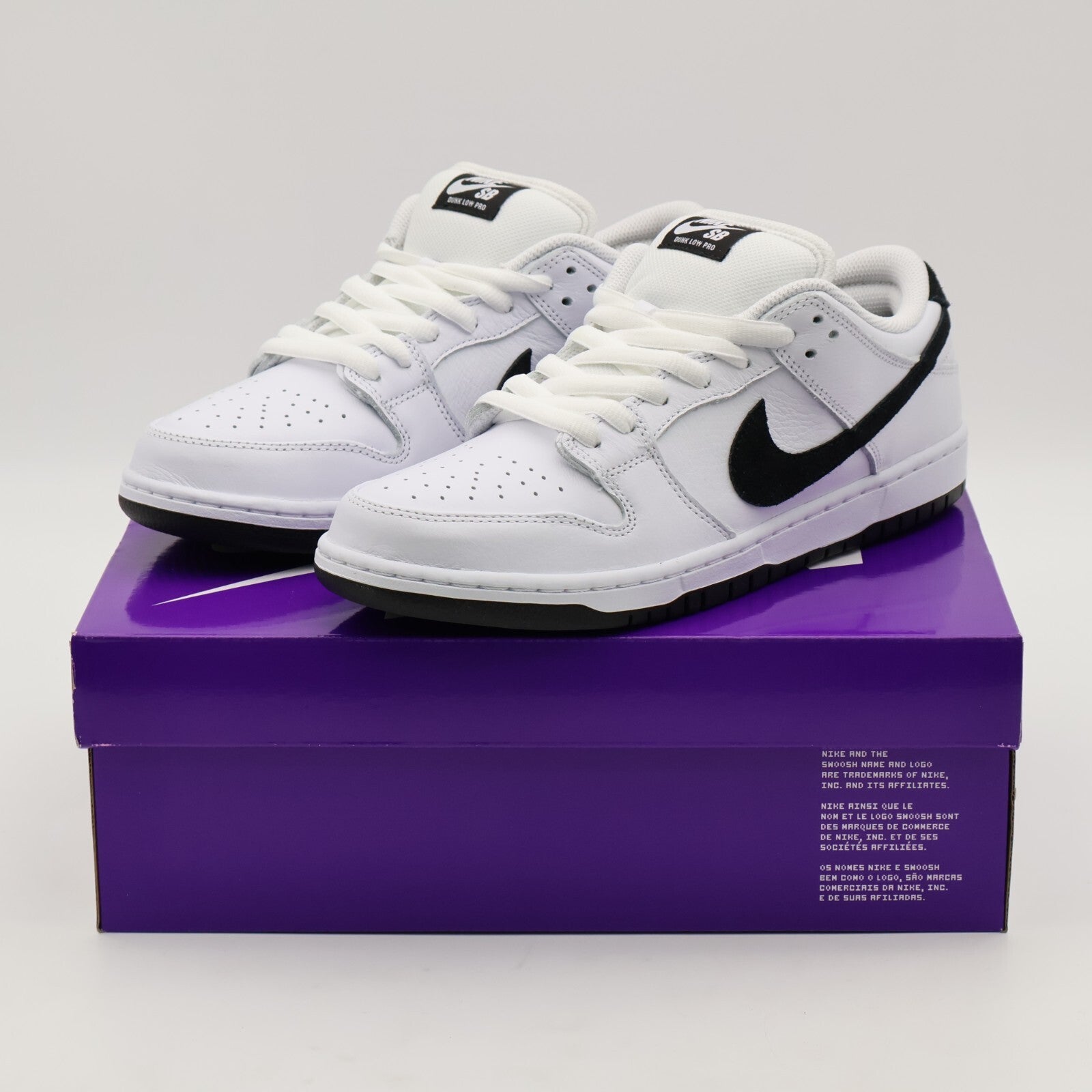 HF3704-100 Nike SB Dunk Low Pro White Black (Men's)