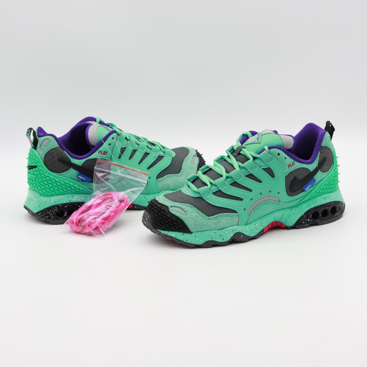 FN7546-301 UNDEFEATED Nike Air Terra Humara Light Menta (Men's)