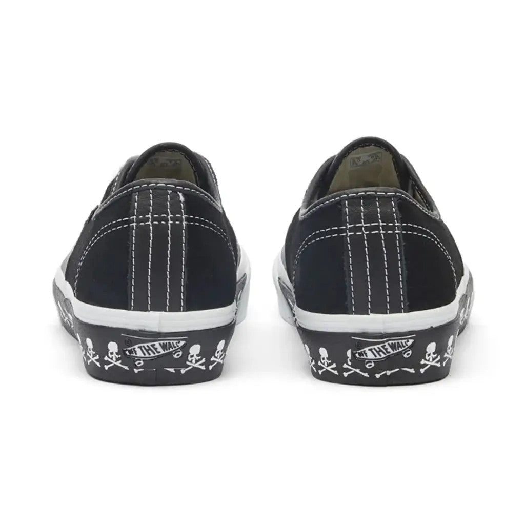 VN0A4CS4BLK1 MASTERMIND WORLD Vault by Vans Authentic VLT LX (Men's)