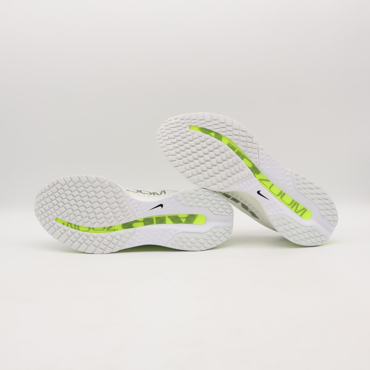 HQ2592-100 Nike Pegasus Premium White Summit White Volt Black (Men's)