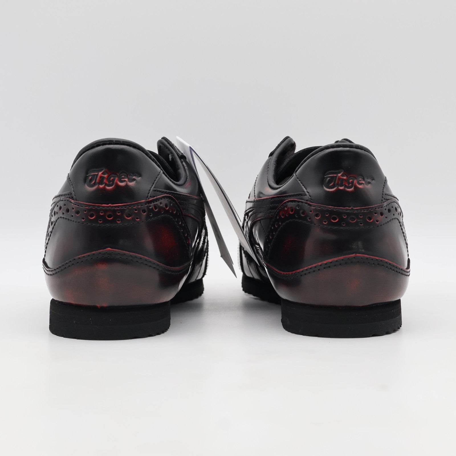1181A614-001  Onitsuka Tiger NIPPON MADE Ultimate Trainer Black Black (Men's)