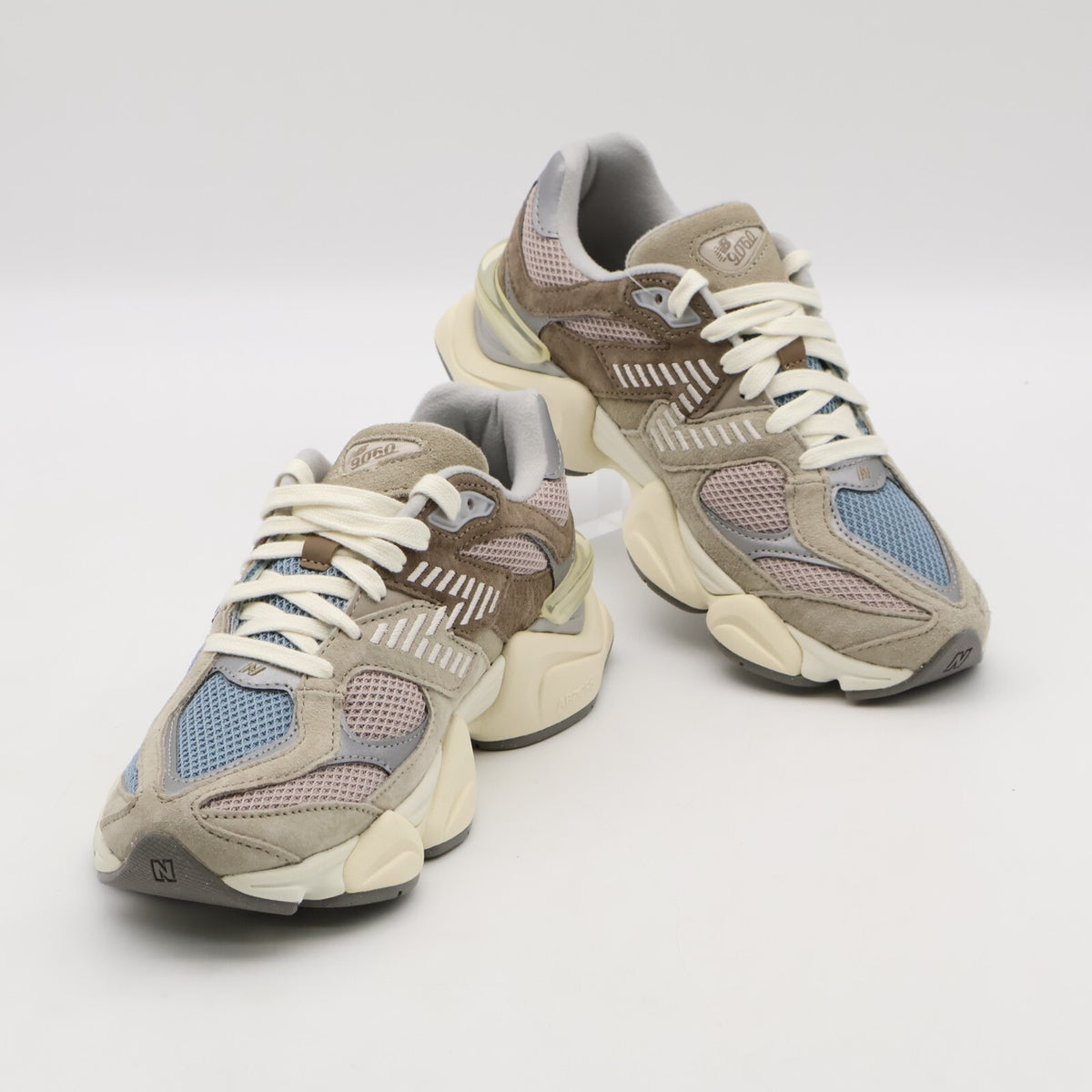 U9060MUS New Balance 9060 Sea Salt Blue Mushroom Aluminum Cyclone