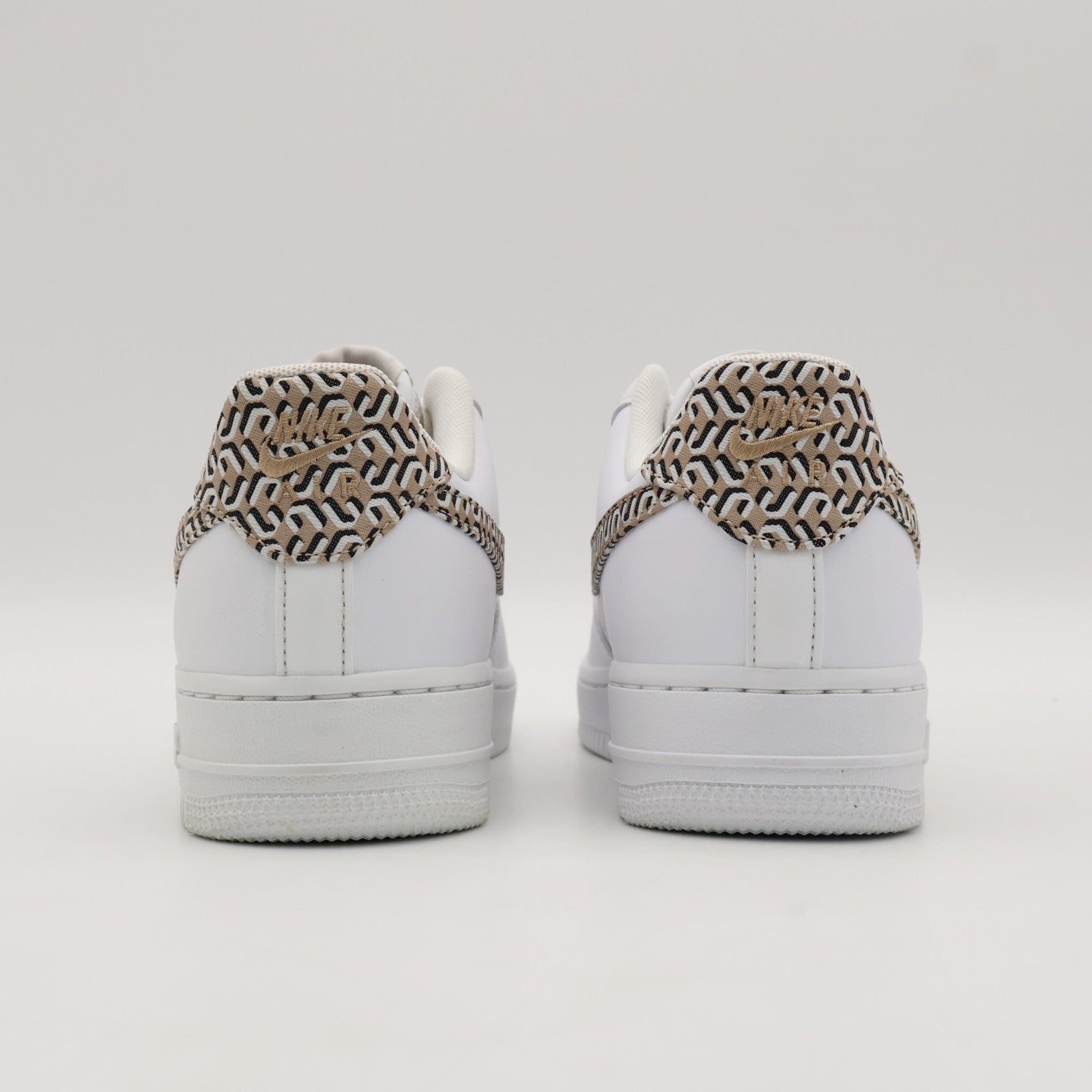 DZ2709-100 Nike WMNS Air Force 1 Low United in Victory White