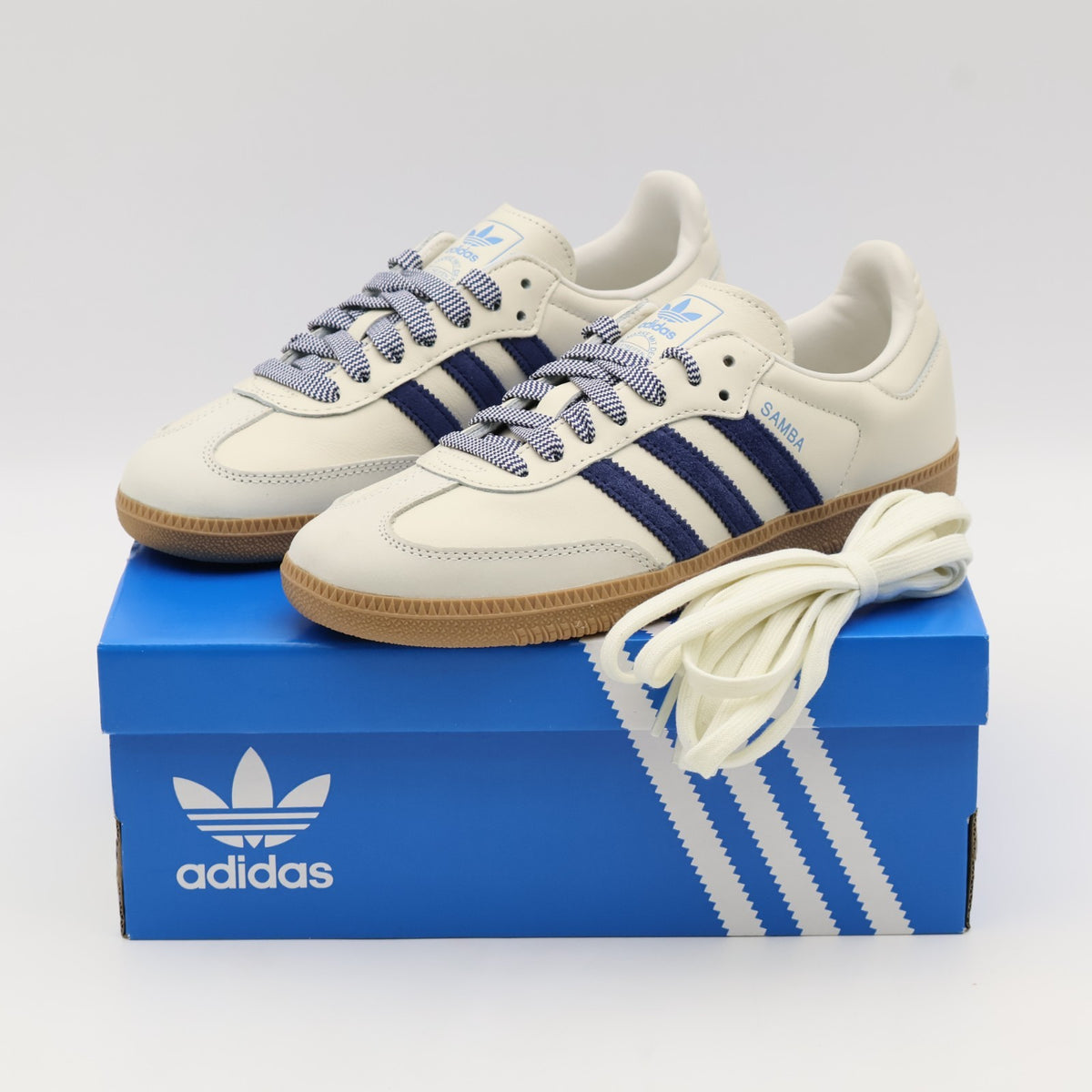JI3907 adidas Originals Samba OG Off White Dark Blue Clear Sky (Women's)