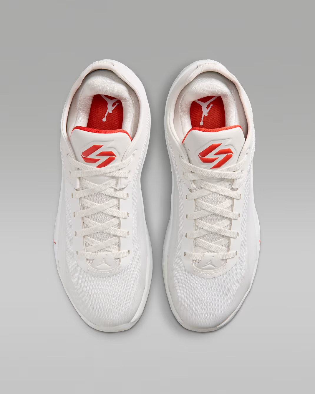 IO5033-100 Nike Luka 5 "Ghost" (Men's)