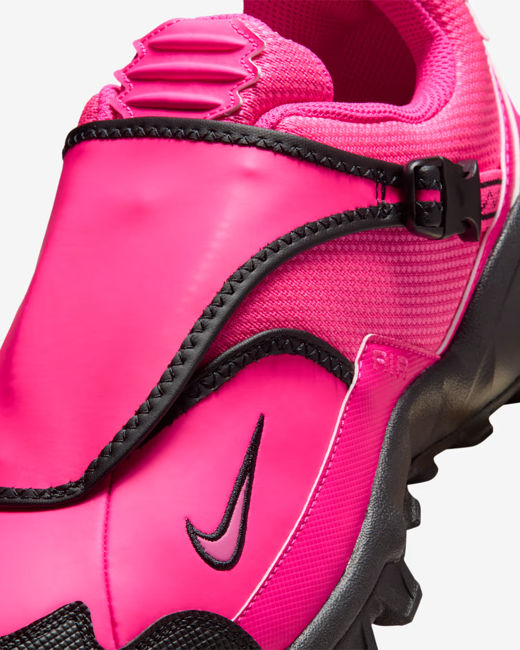HM7133-600 Nike ACG Phassad Hyper Pink Black (Men's)