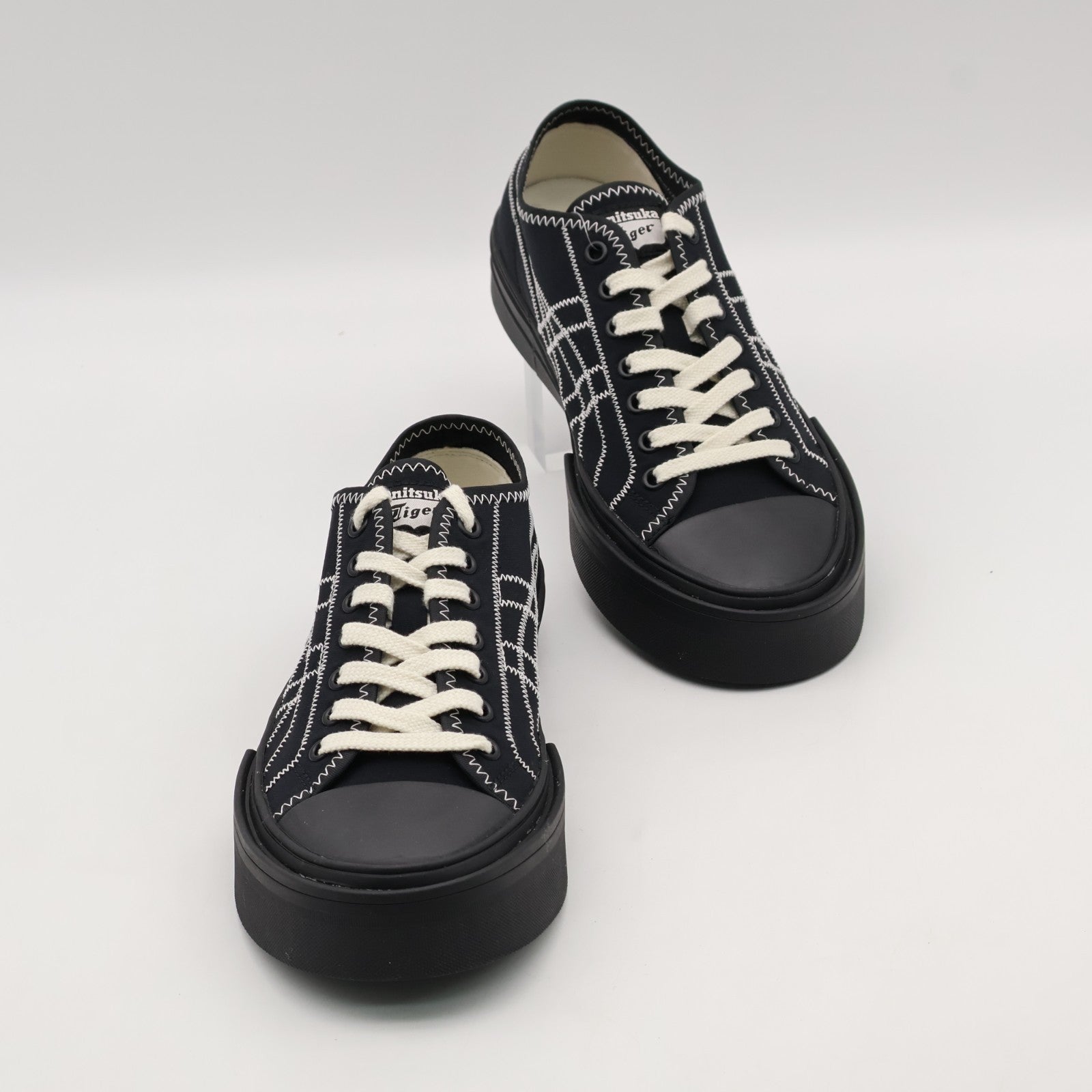 1183C474-001 Onitsuka Tiger Ok Basketball Lo Black Cream (Men's)