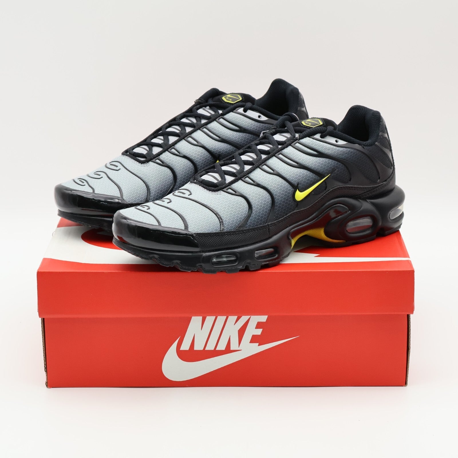 DM0032-012 Nike Air Max Plus Wolf Grey Black Opti Yellow (Men's)