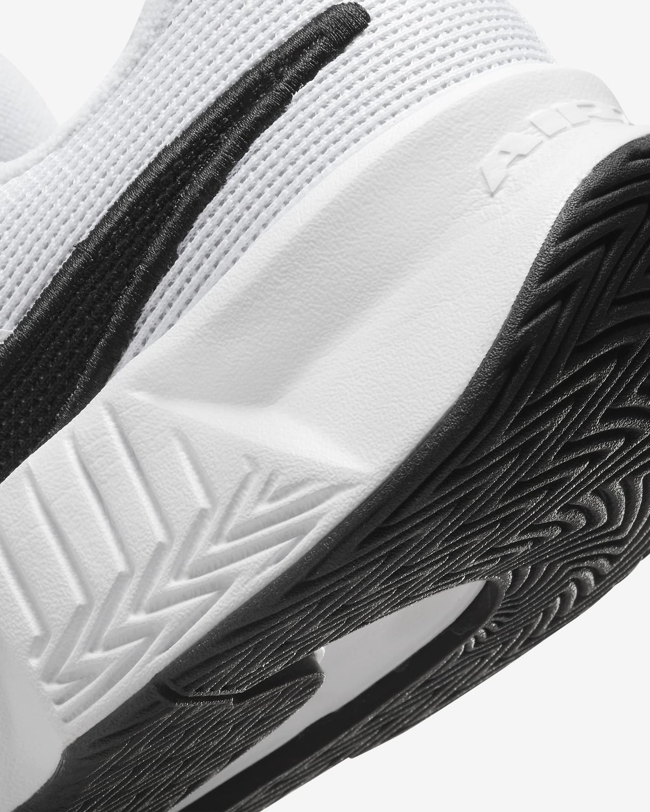FB3146-100 Nike GP Challenge Pro White White Black (Women's)