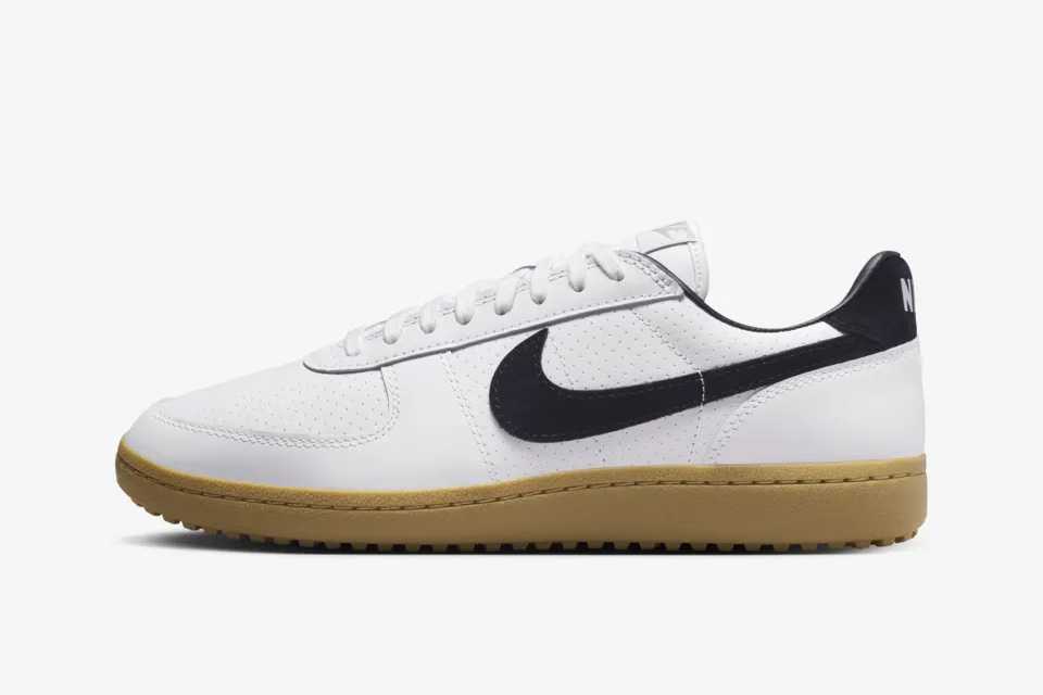 HF5603-101 Nike Field General '82 SP White and Black (Men's)