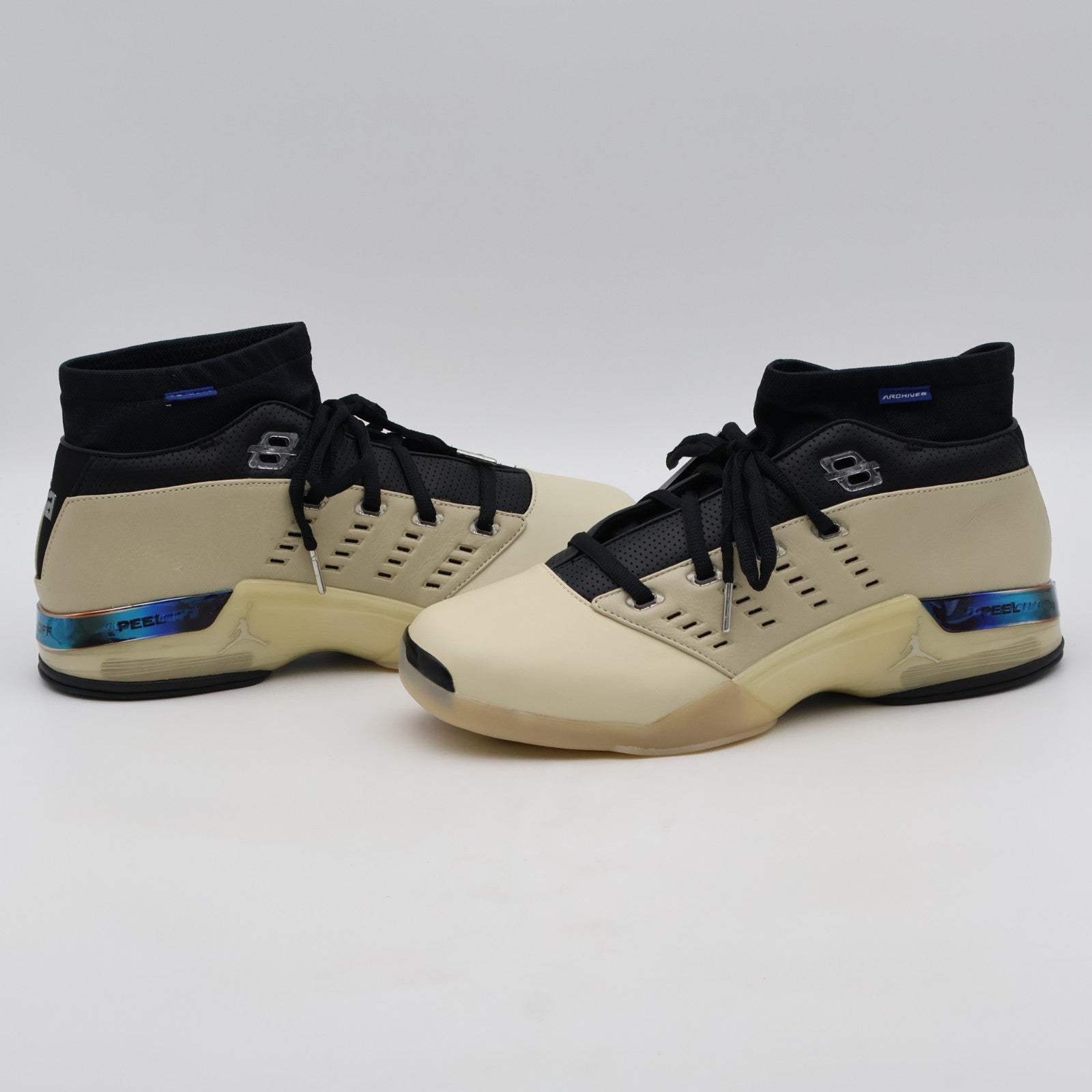 IH0177-200 Infinite Archives Nike Air Jordan 17 Beach Metallic Silver (Men's)