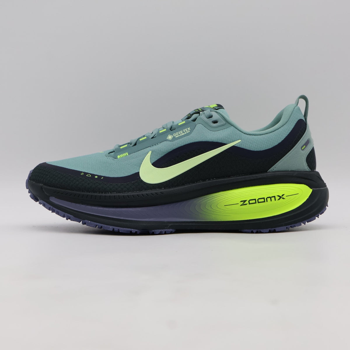 HQ7001-300 Nike Vomero 18 GORE-TEX Seaweed Cannon Volt Barely Volt (Men's)