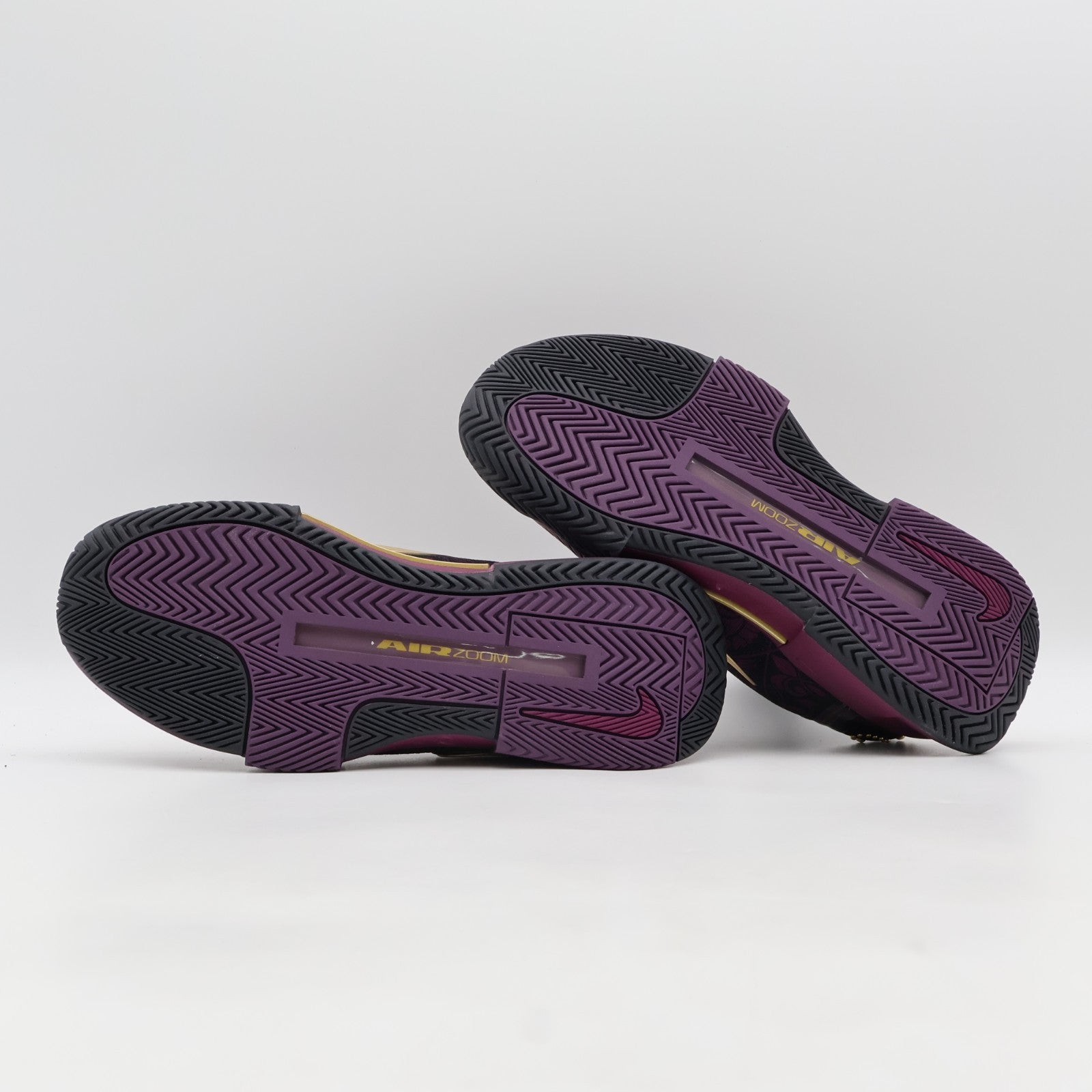 HQ2553-601 Nike GP Challenge 1 Naomi Osaka Hard Court Tennis Shoes