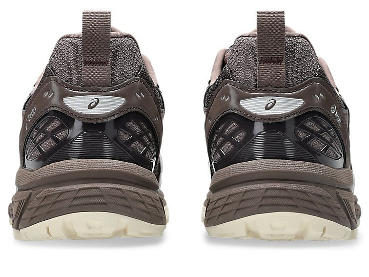 1203A597-200 Asics Gel-Nunobiki "Cocoa Powder/Pure Silver" (Men's)