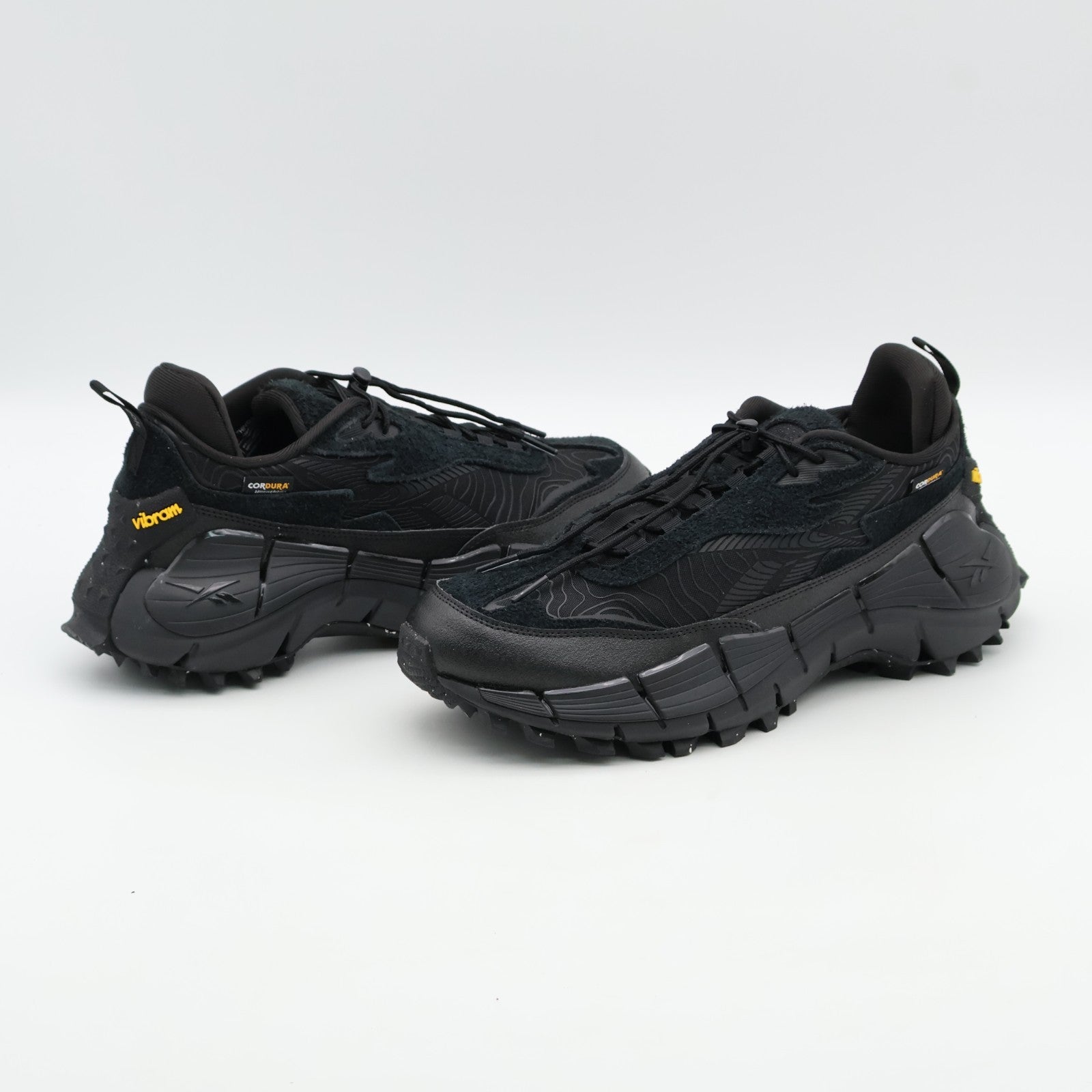 100254702 Reebok Zig Kinetica 2.5 Edge Black Grey (Men's)