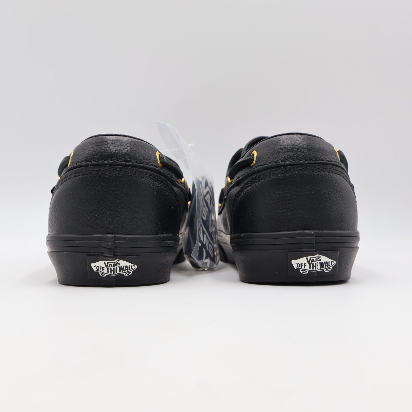 VN000Z11CJK Vans 2 Eyelet Boat Shoe Leather Black (Men's)