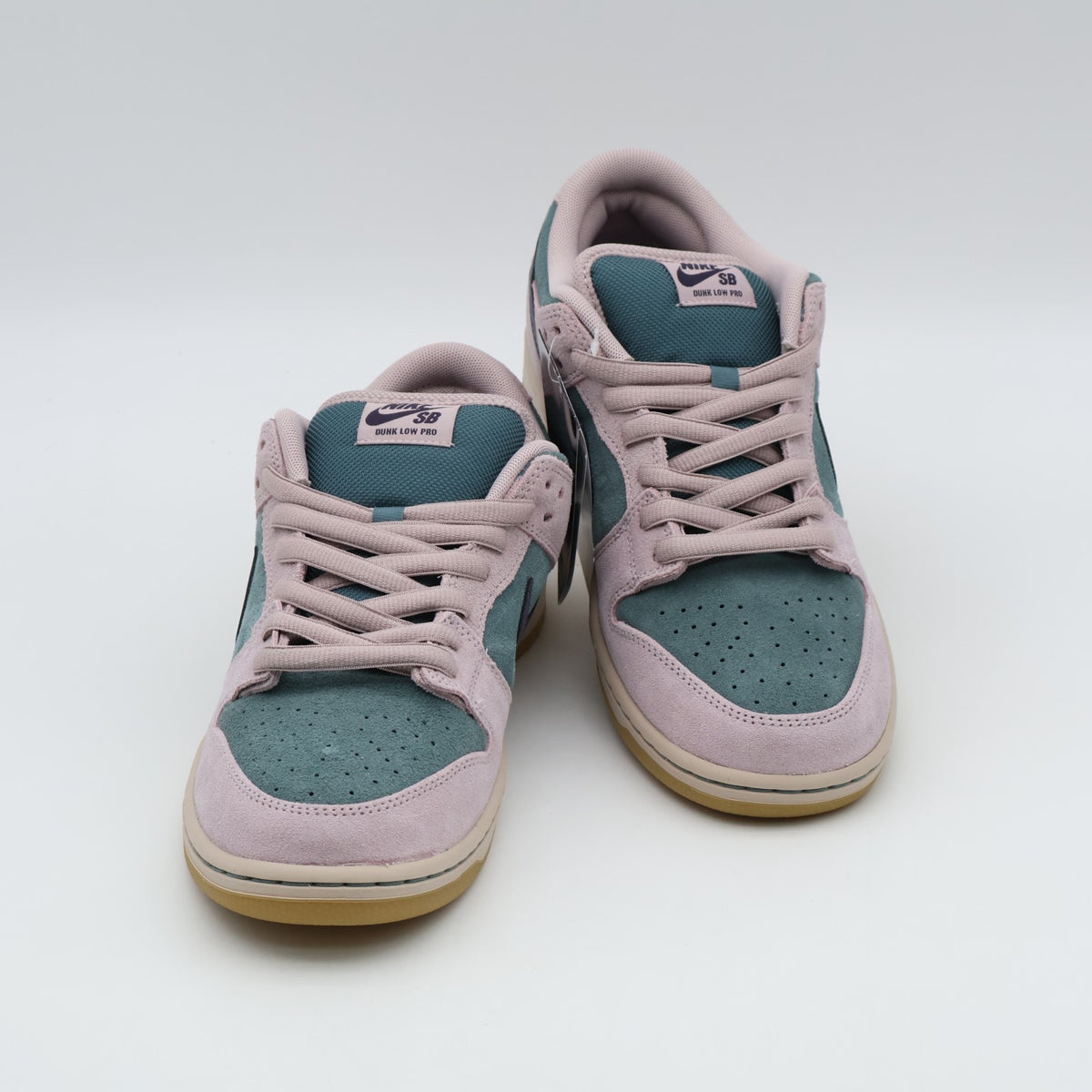HQ1625-300 Nike SB Dunk Low Pro "Mineral Slate/Particle Rose"