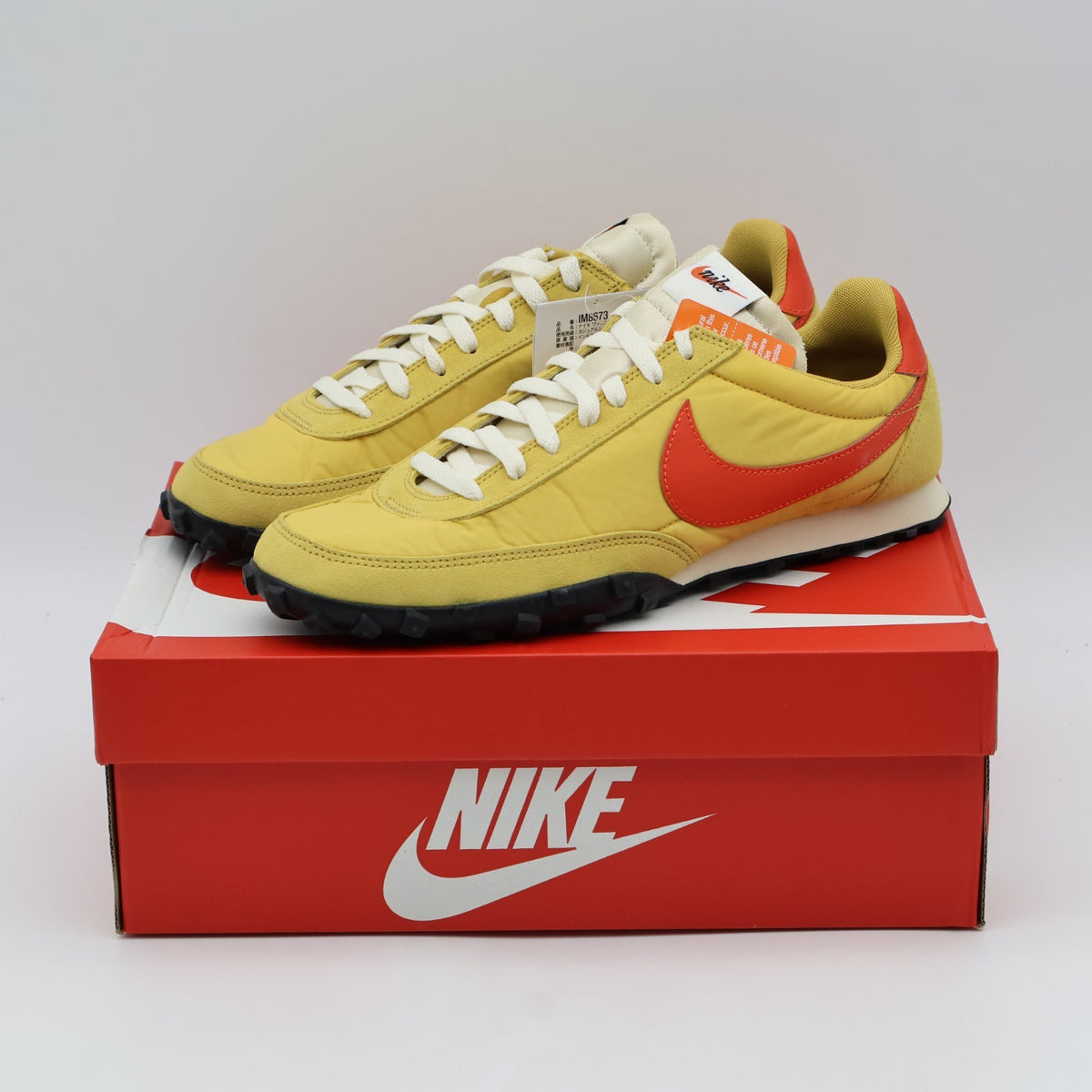 IM8658-701 Nike Waffle Racer WHEAT GOLD/PICANTE RED-BEACH-BLACK (Men's)
