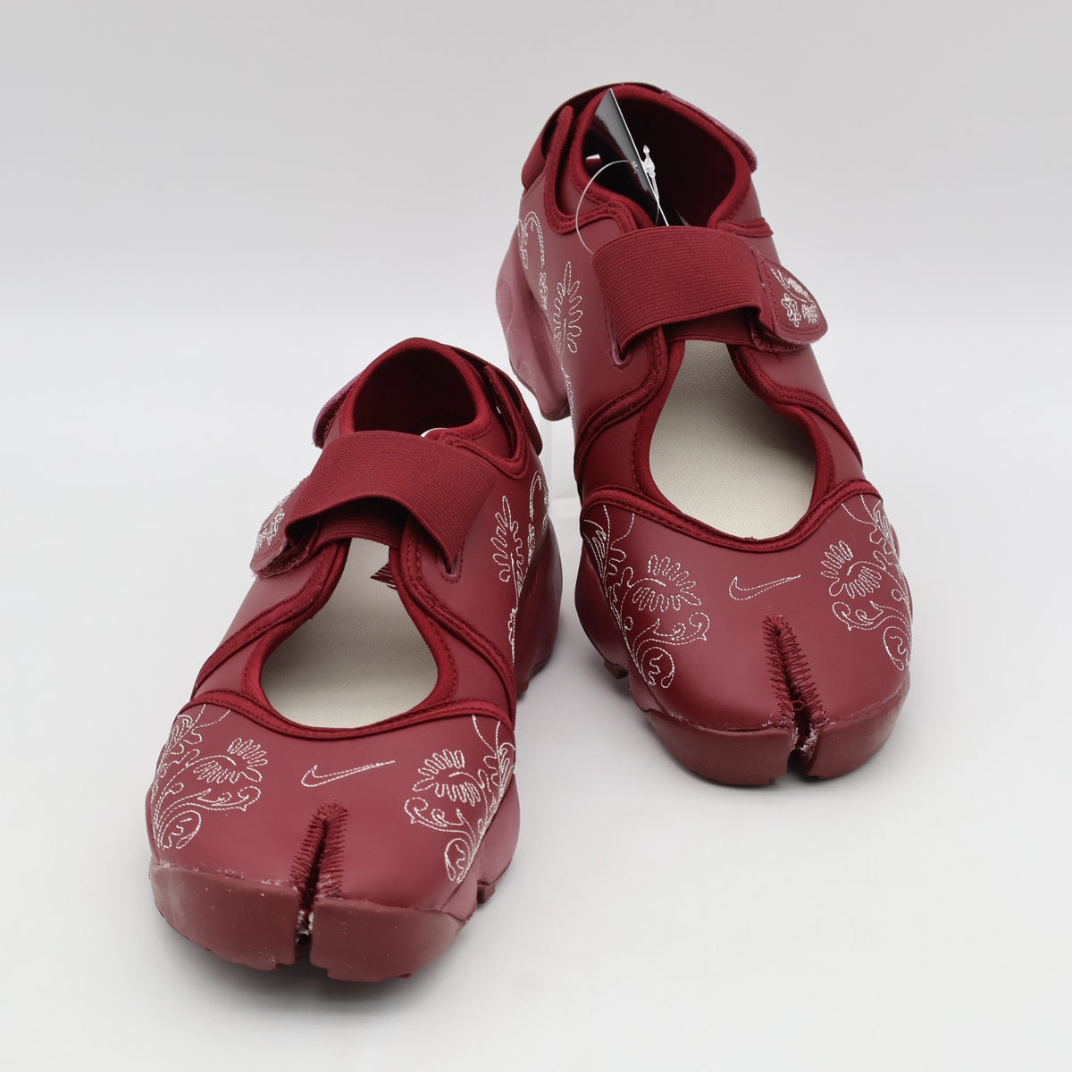 IH7318-677 Nike  Air Rift Botanical Team Red (Women's)