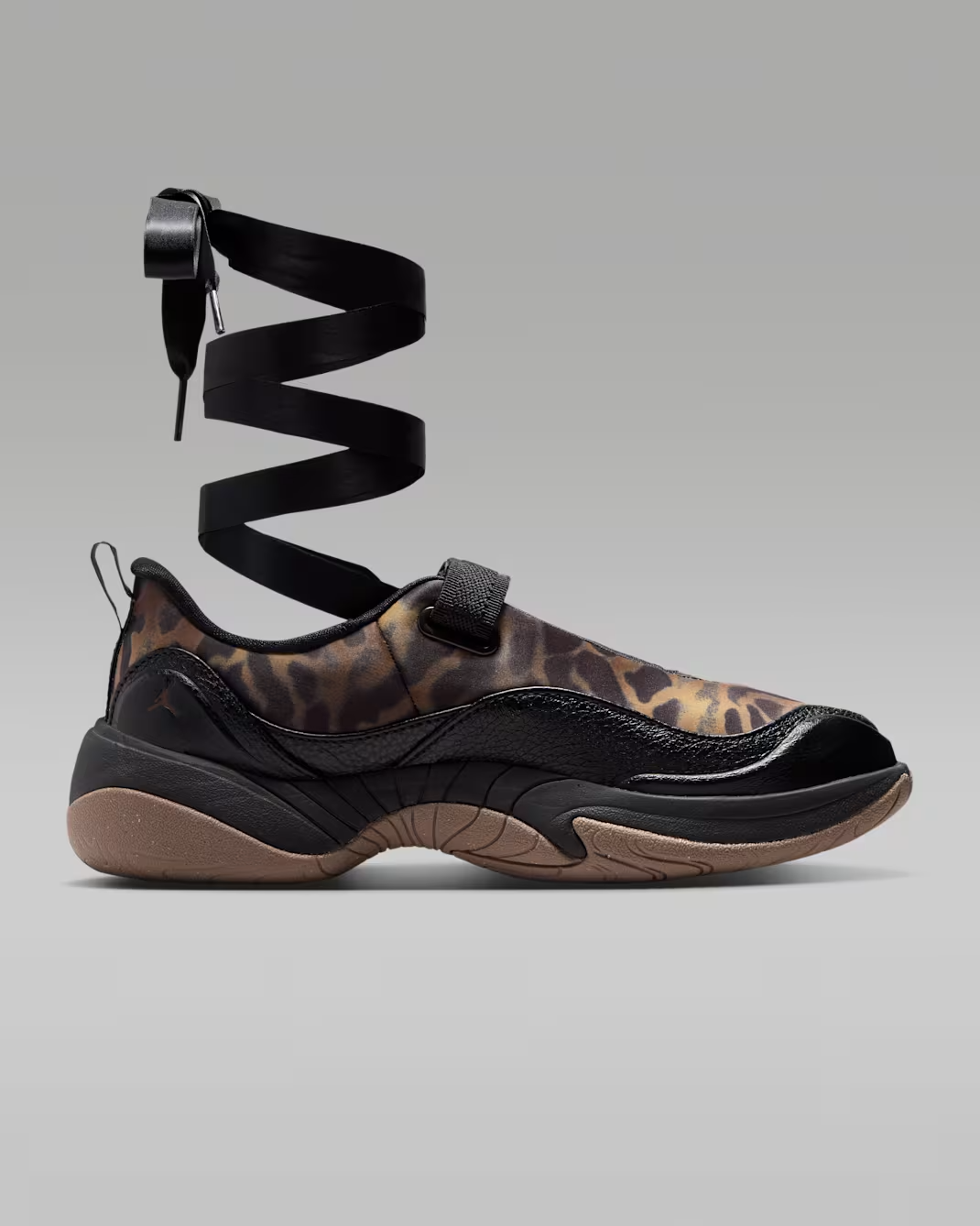 IX7244-001 Jordan Pointe SE Shoes (Women's)