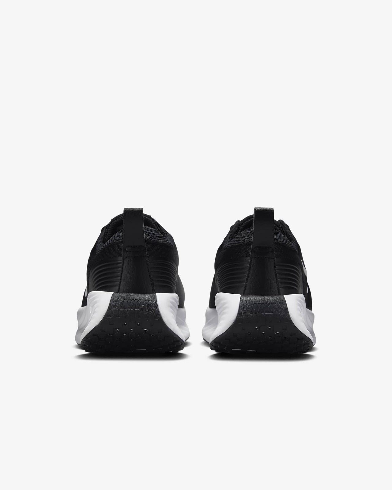 FV6343-002 Nike Promina Black White (Women's)