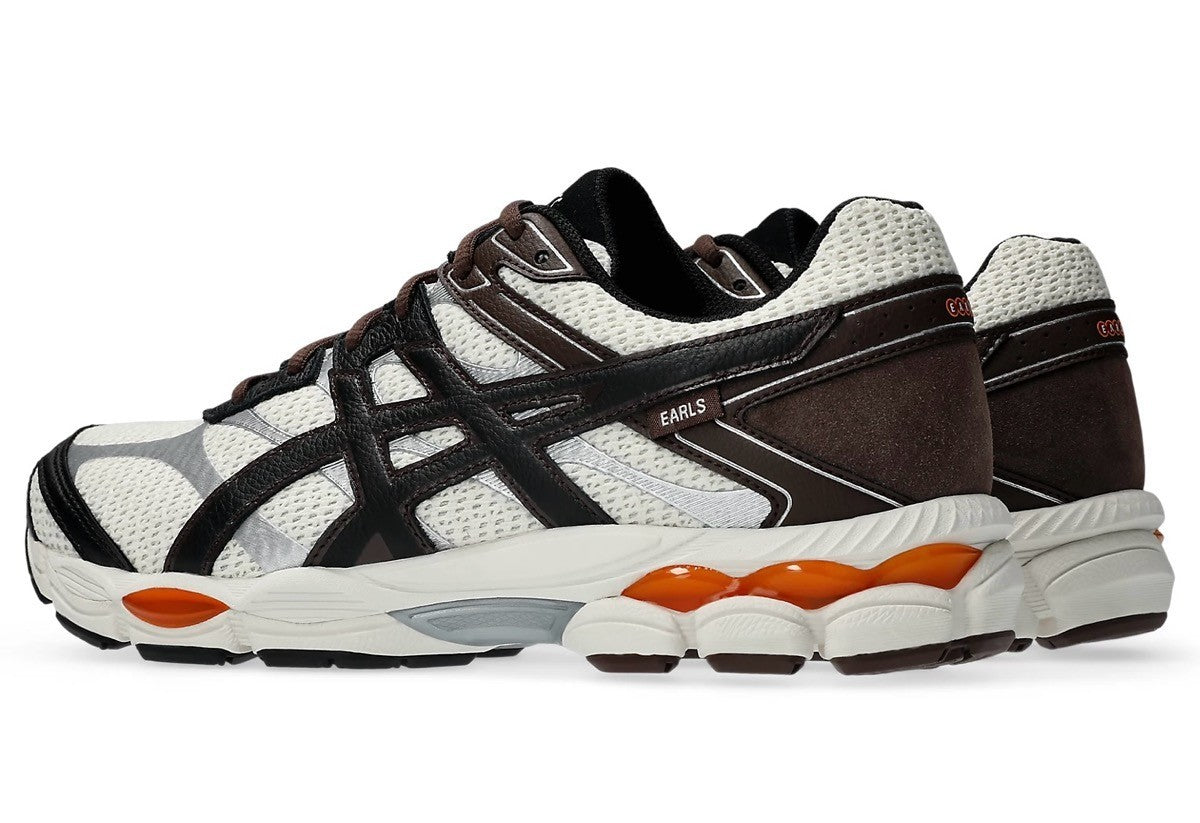 1203B053-200 EARLS Ã Asics Gel-Cumulus 16 Coconut Milk Black (Men's)