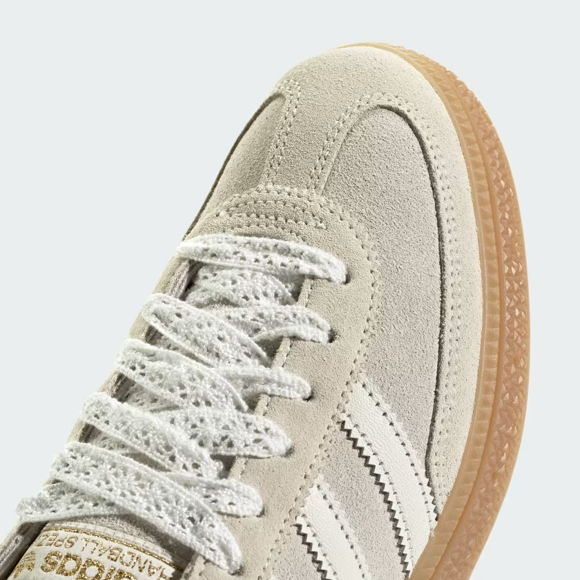 JP6687 adidas Originals  Handball Spezial Cream White Off White Gum (Women's)
