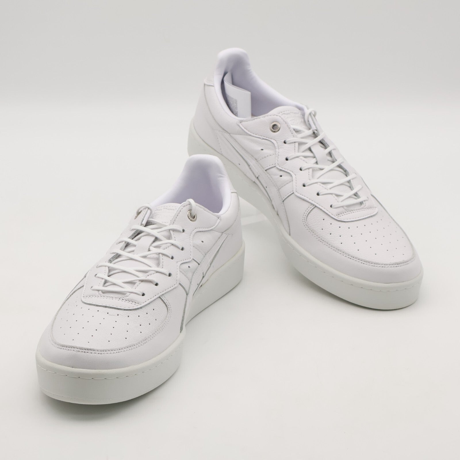 1183A803-107 Onitsuka Tiger GSM SD White (Men's)