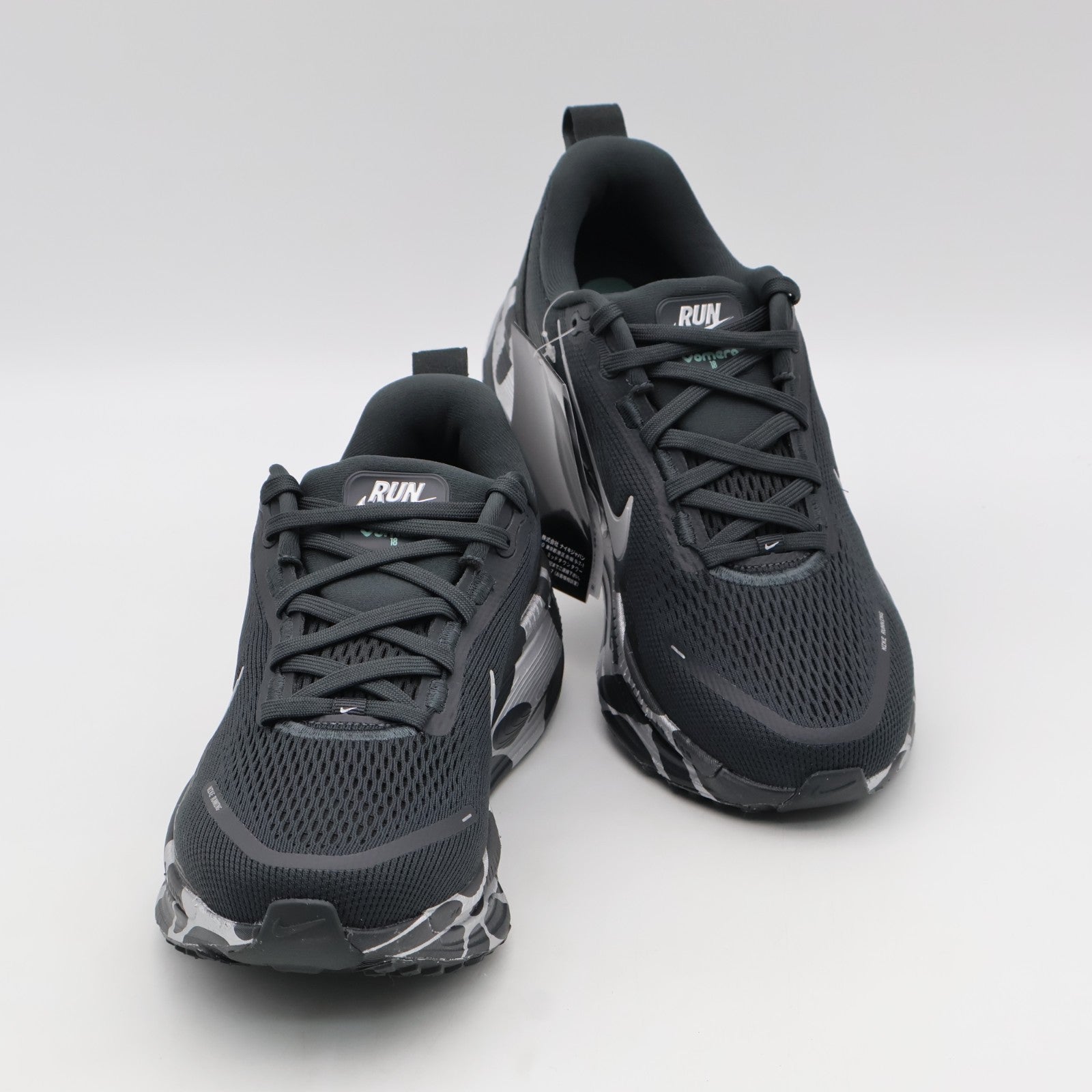 IM6010-060 Nike Vomero 18 Road Running Shoes Anthracite Canyon Metall (Men's)