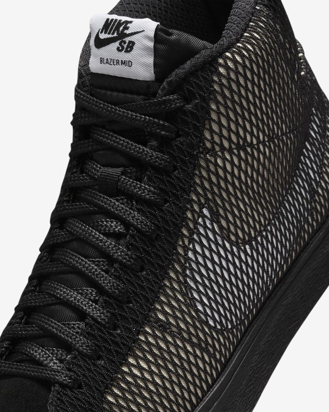 FN6038-100 Nike SB Zoom Blazer Mid Premium White Black (Men's)