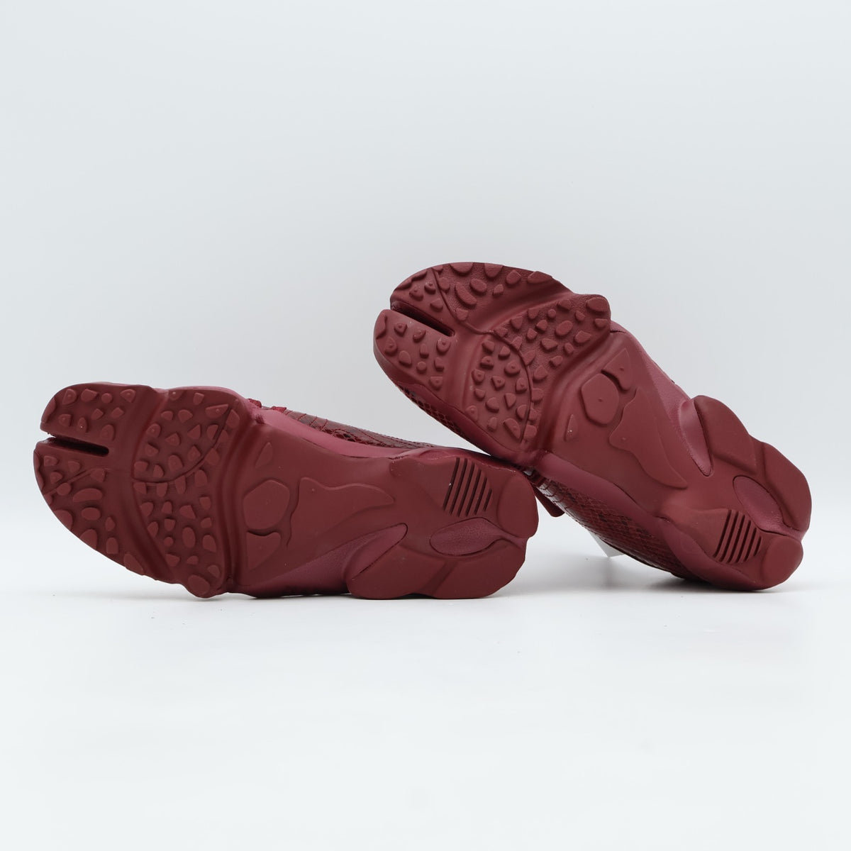 IM5739-600 Nike Air Rift Team Red (Women's)