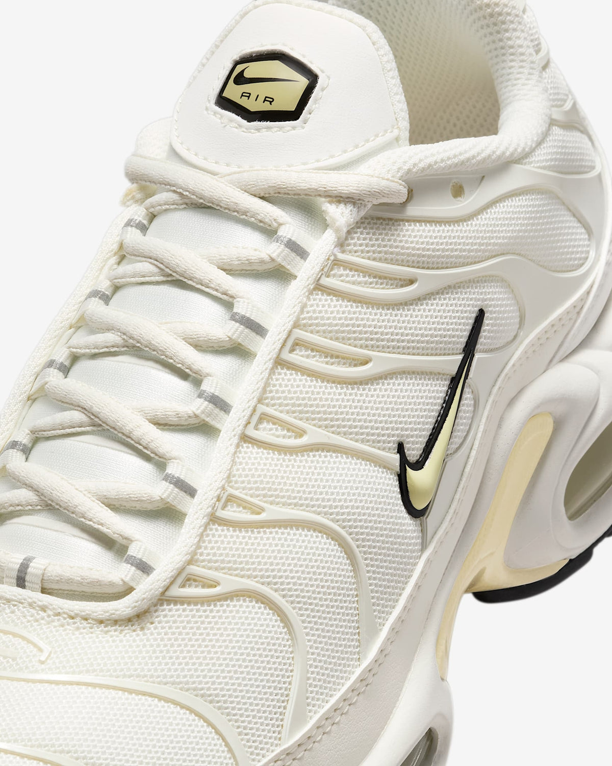 DM2362-102 Nike Air Max Plus Sail Black Alabaster (Women's)
