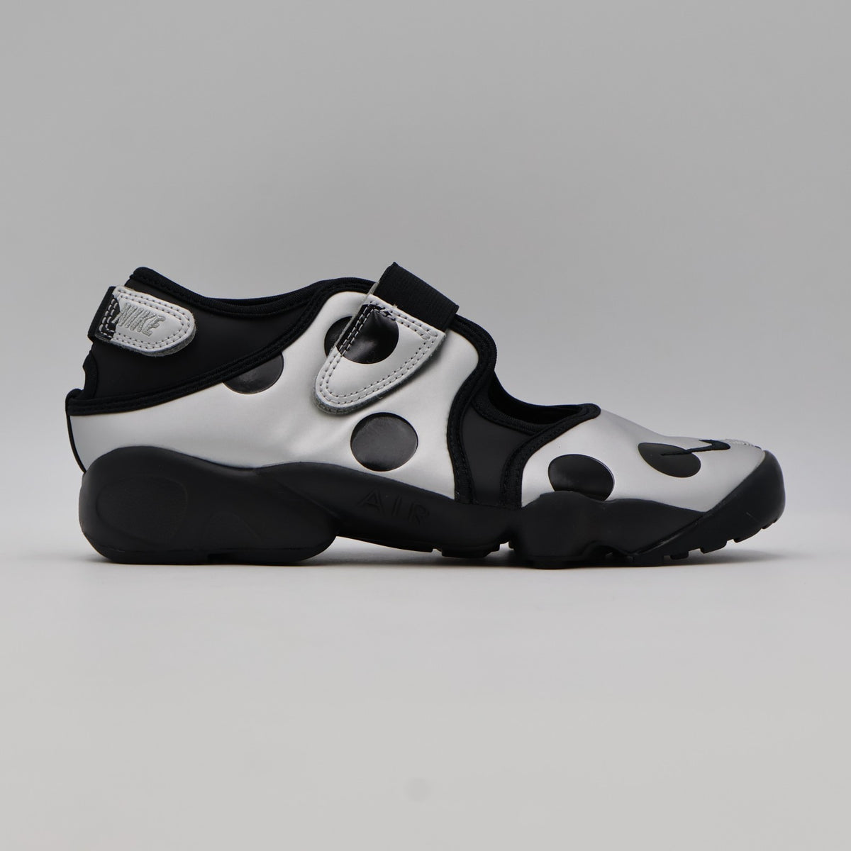 IR1226-001 Nike Air Rift "Polka Dot/Black/Metallic Silver" (Women's)