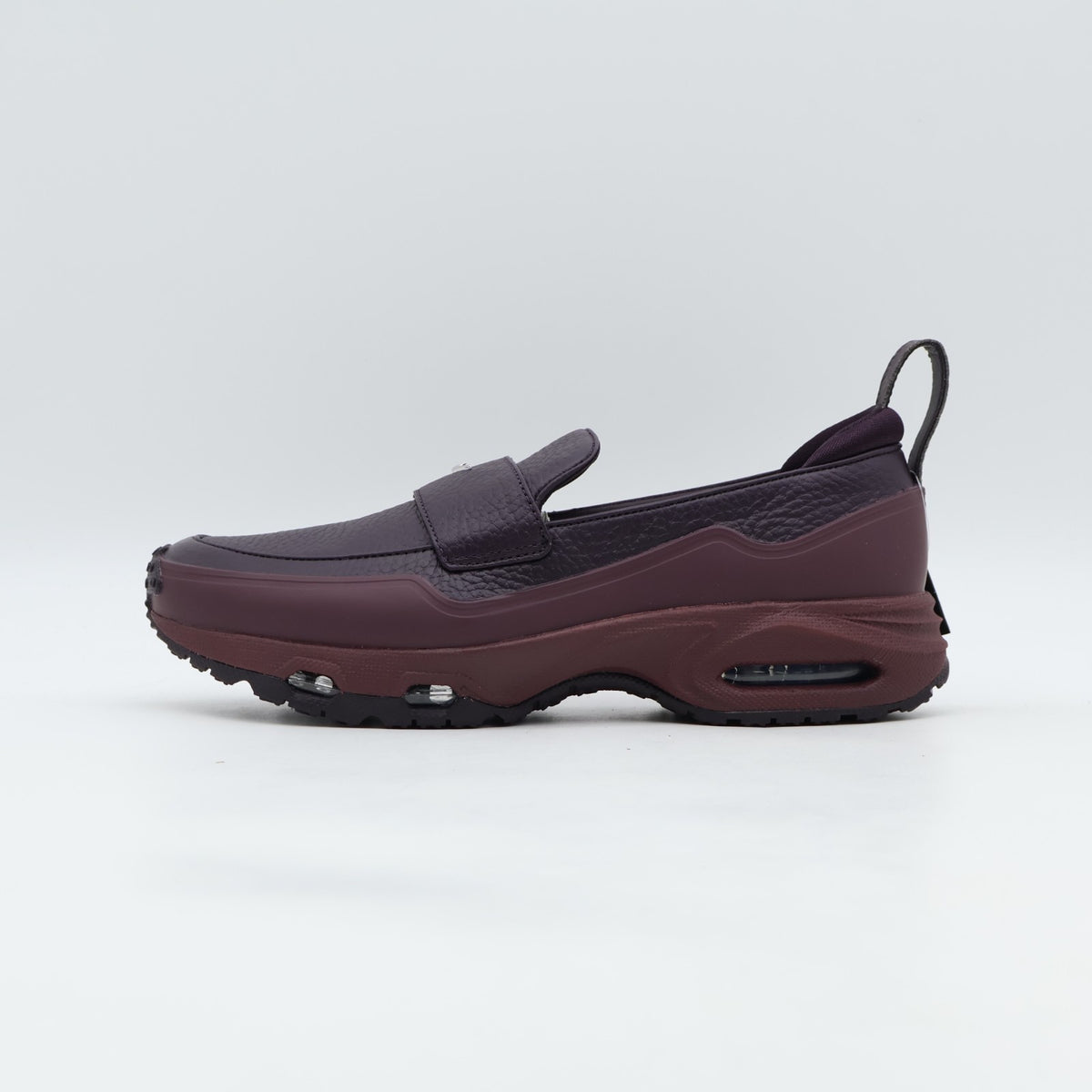 IM8814-600 Nike Air Max Phenomena Burgundy Crush (Women's)