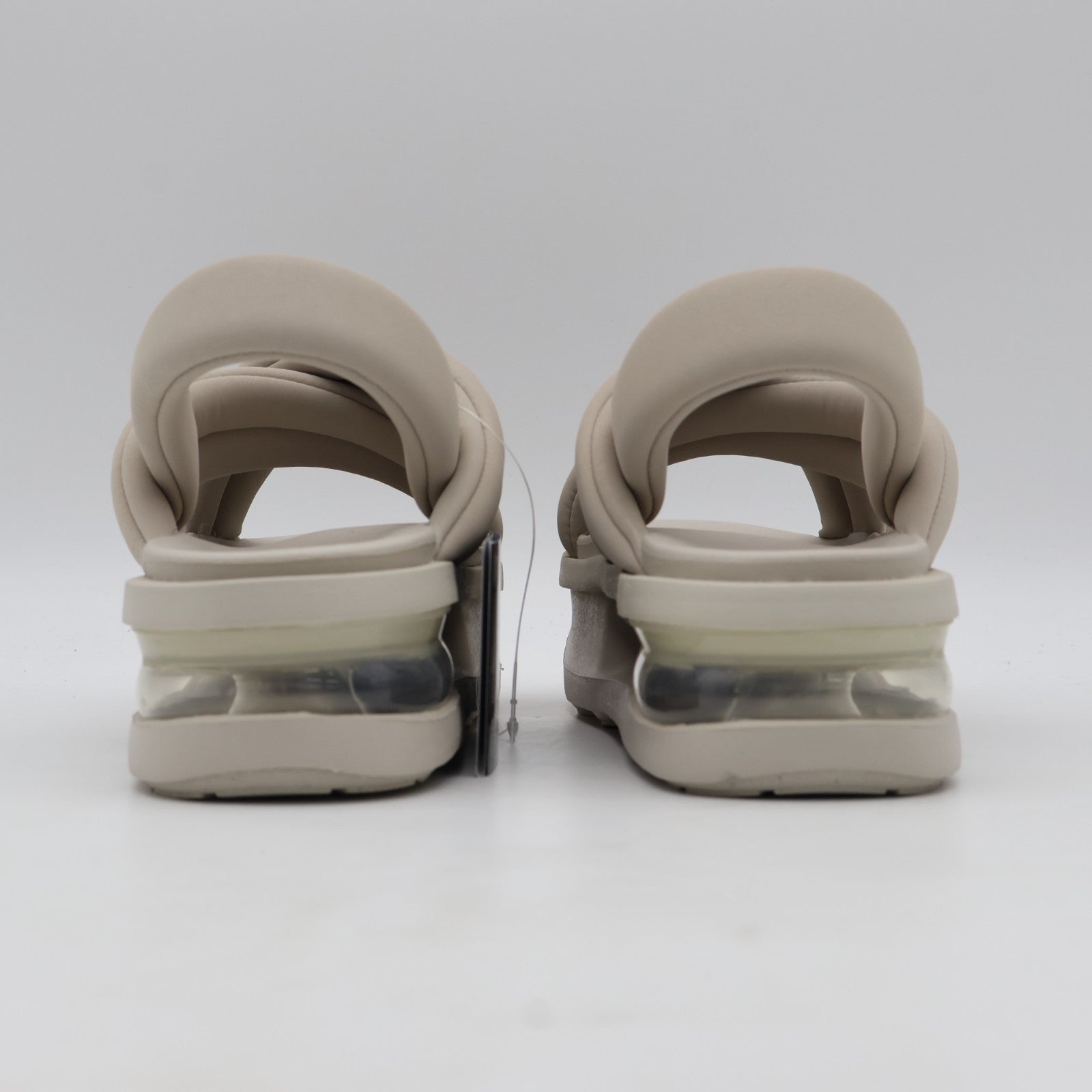 IH2052-299 Nike Women's Air Max Isla Cream 2 (Women's)