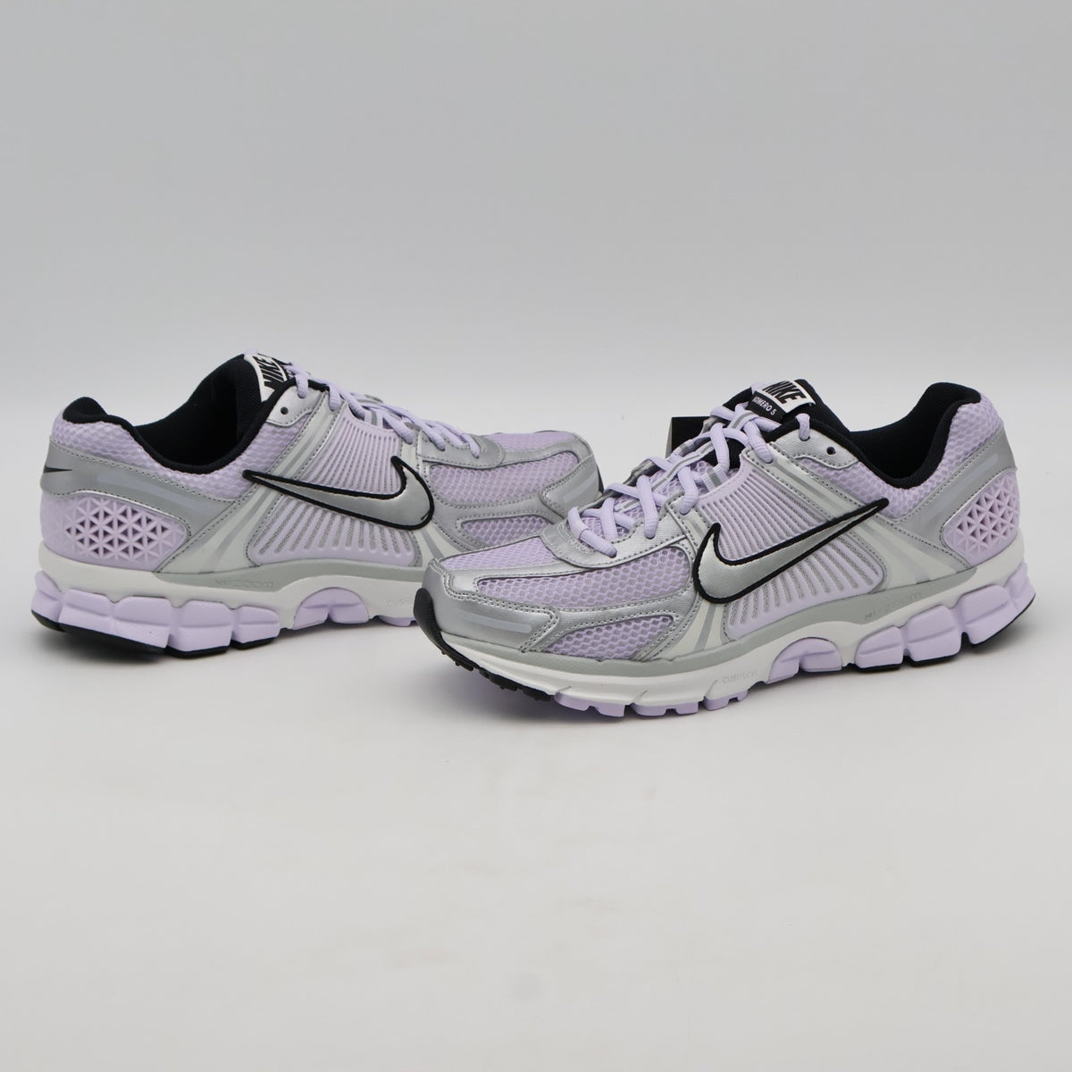 IB7253-500 Nike Zoom Vomero 5 Barely Grape Photon Dust Summit White (Women's)