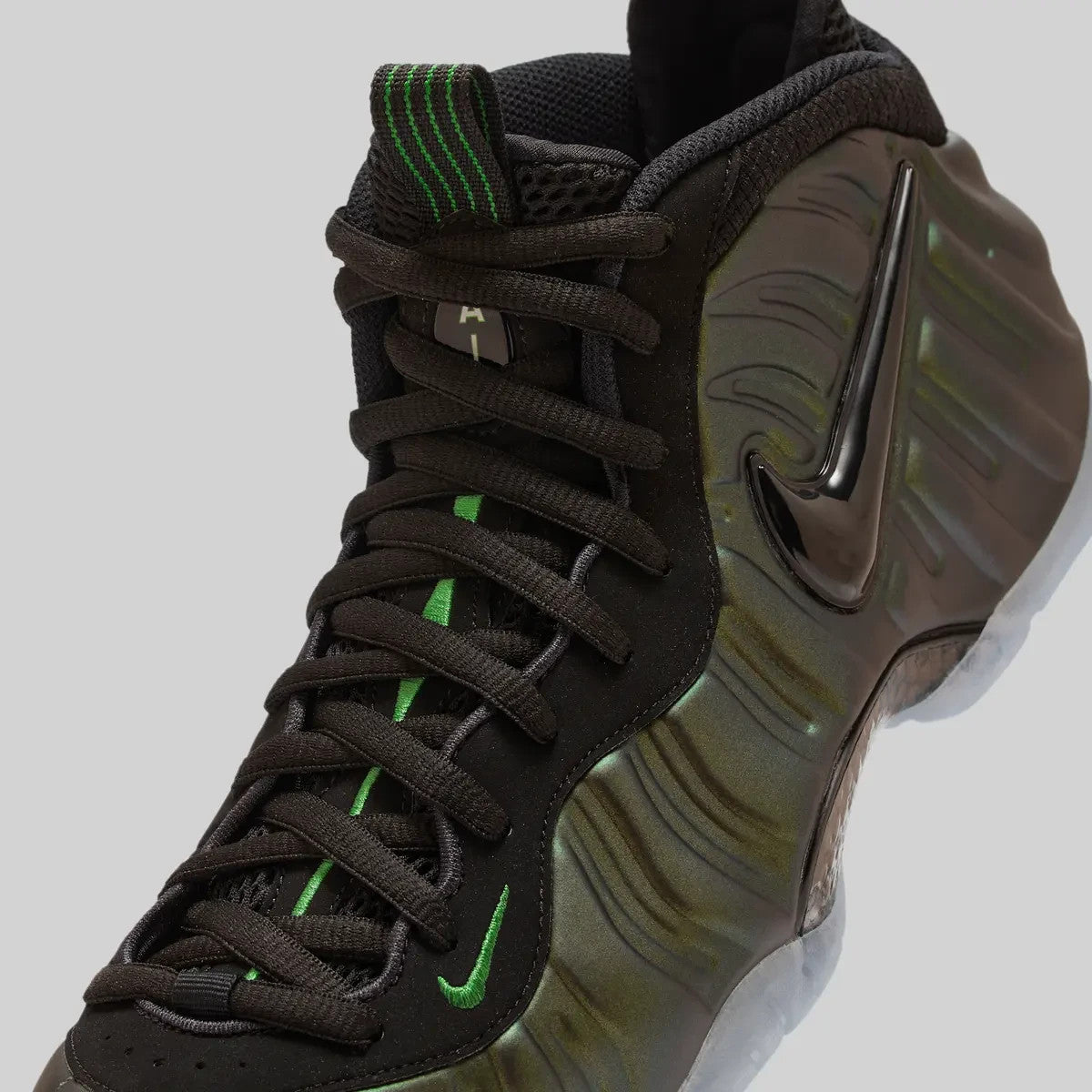 HF0794-300 Nike Air Foamposite Pro Pine Green (2025) (Men's)
