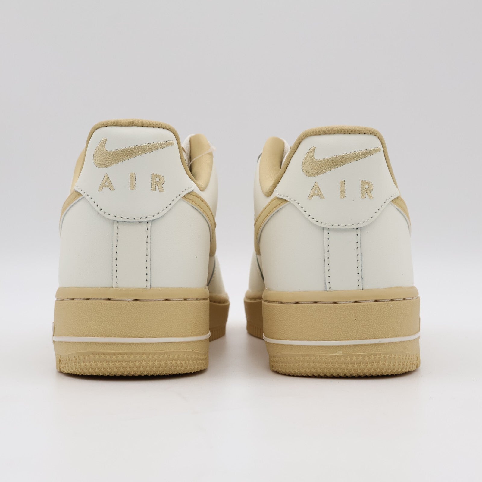 FZ3597-133 Nike Air Force 1 '07 Sail Vintage Green Sesame (Women's)