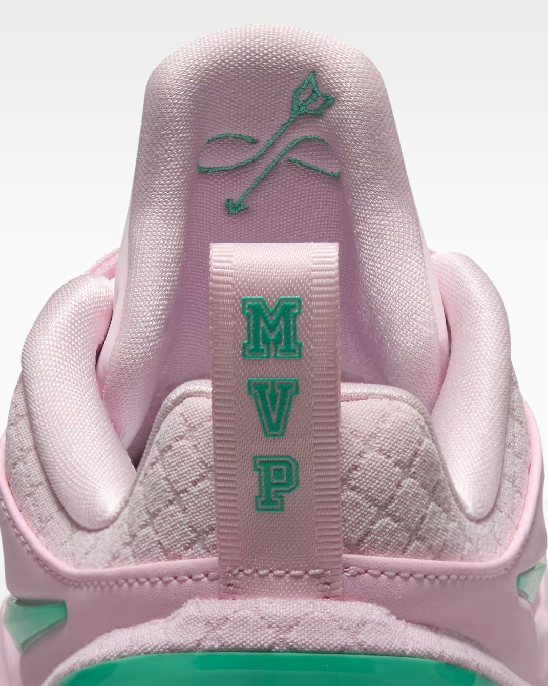 IH1135-602 Nike Women's AâTwo "Pinkies Up" (IH1135-602/IH1136-602) (Men's)