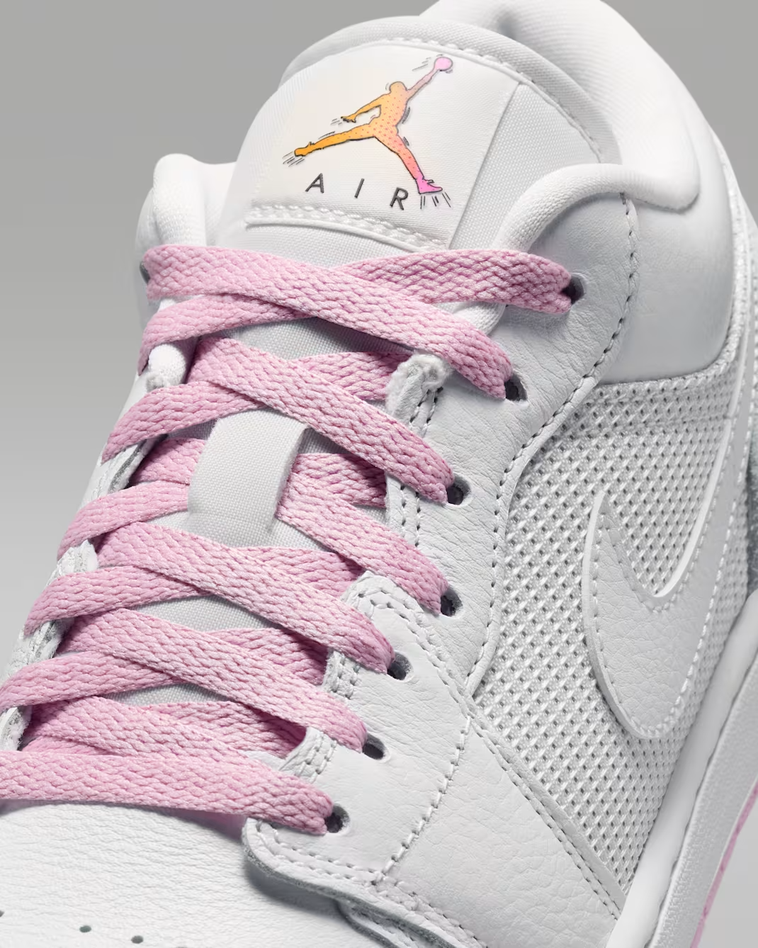 IO2048-100 Nike Air Jordan 1 Low SE "Summit White/Light Arctic Pink" (Unisex)