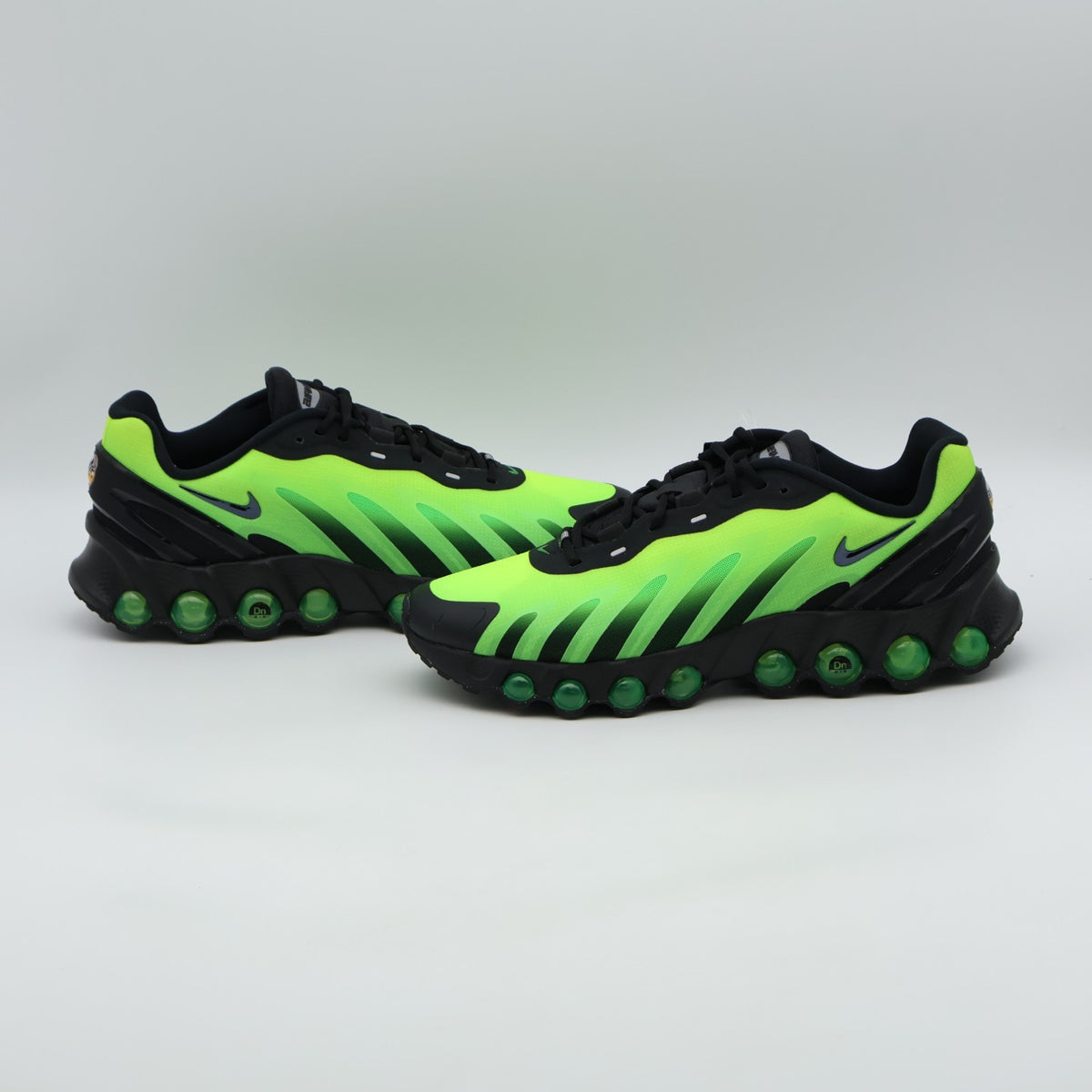 HQ4681-010 Nike Air Max DN8 Black Green Strike Volt Black (Men's)